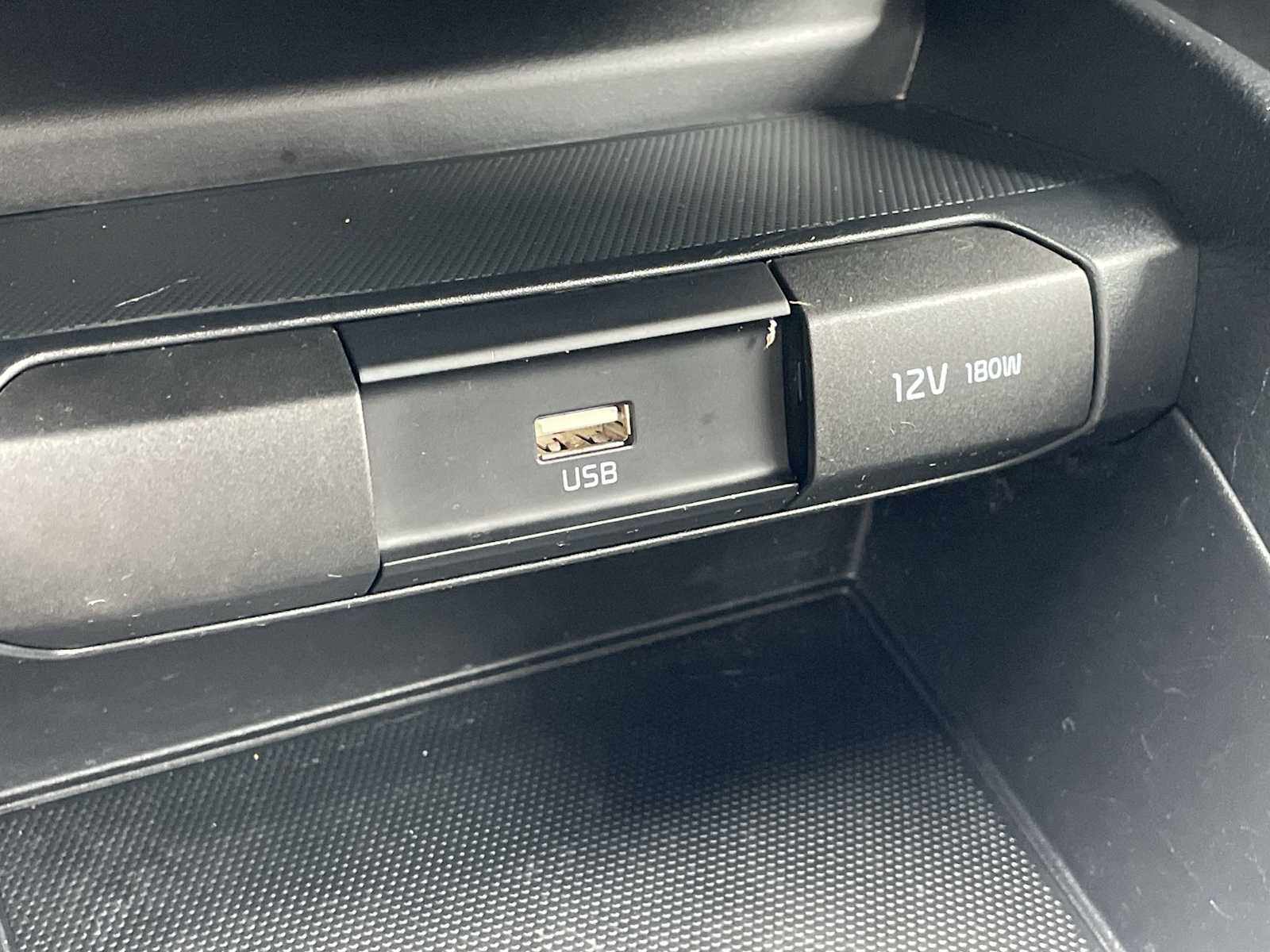 Thumbnail: 2023 Kia Rio - 21