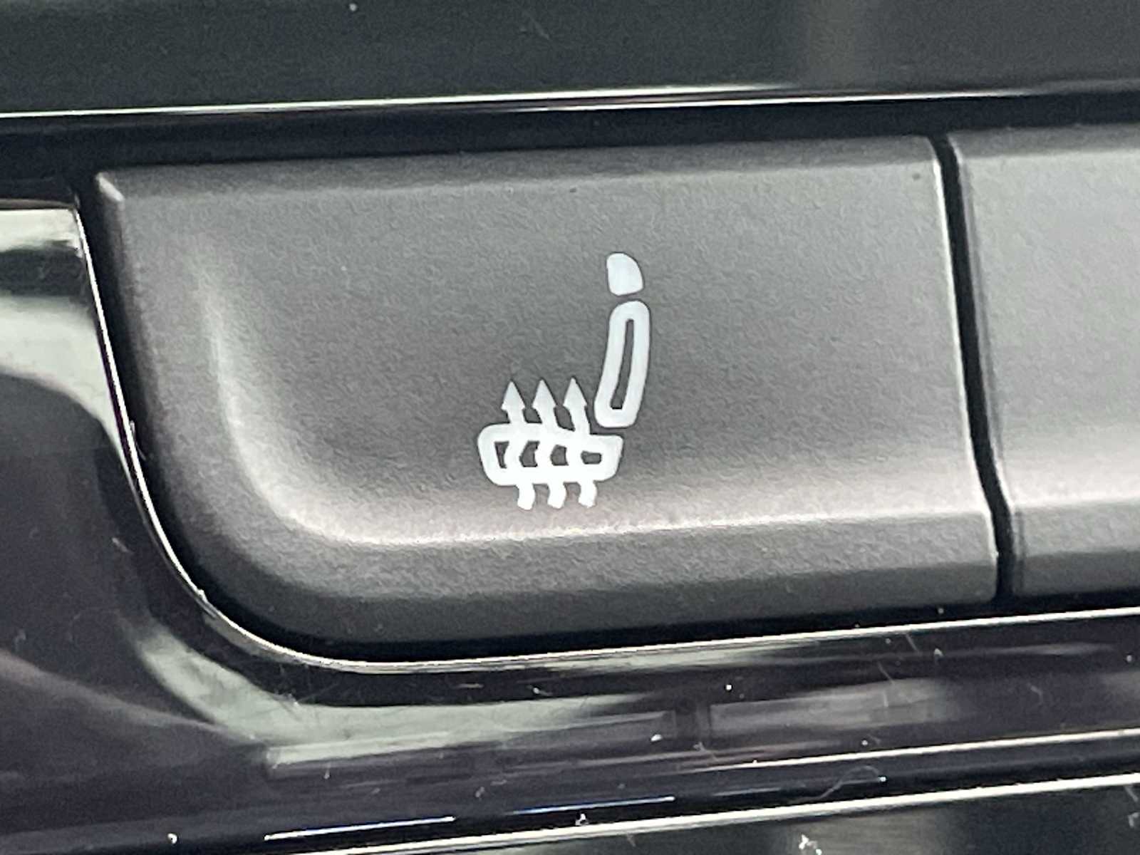 Thumbnail: 2022 Volkswagen Taos - 23