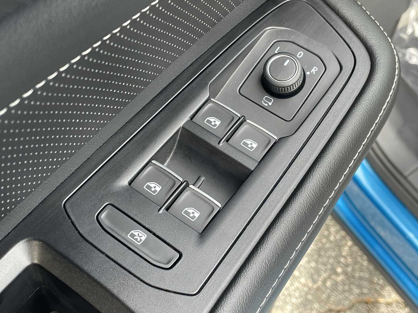 Thumbnail: 2024 Volkswagen Atlas - 13