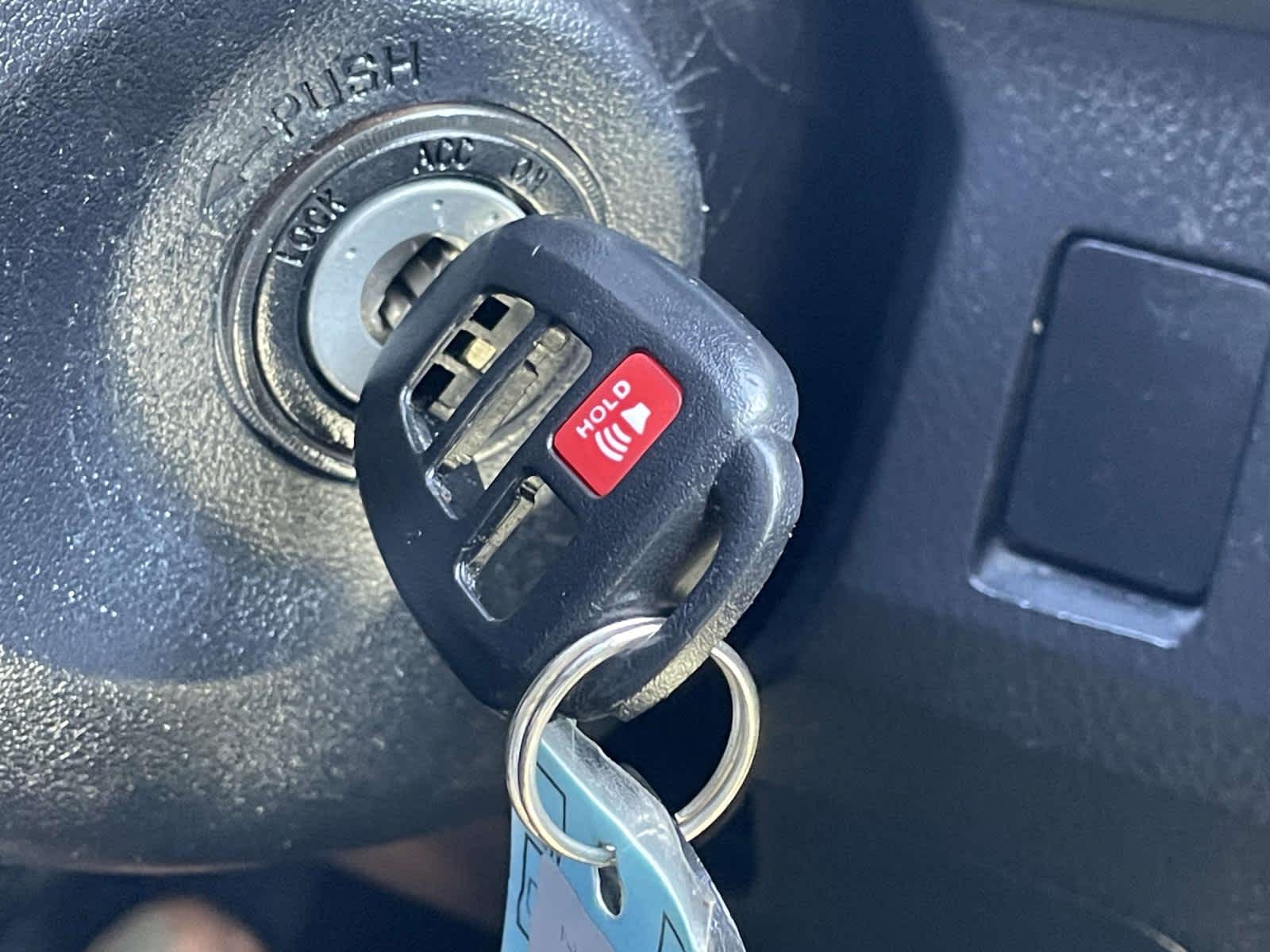 Thumbnail: 2013 Toyota RAV4 - 24