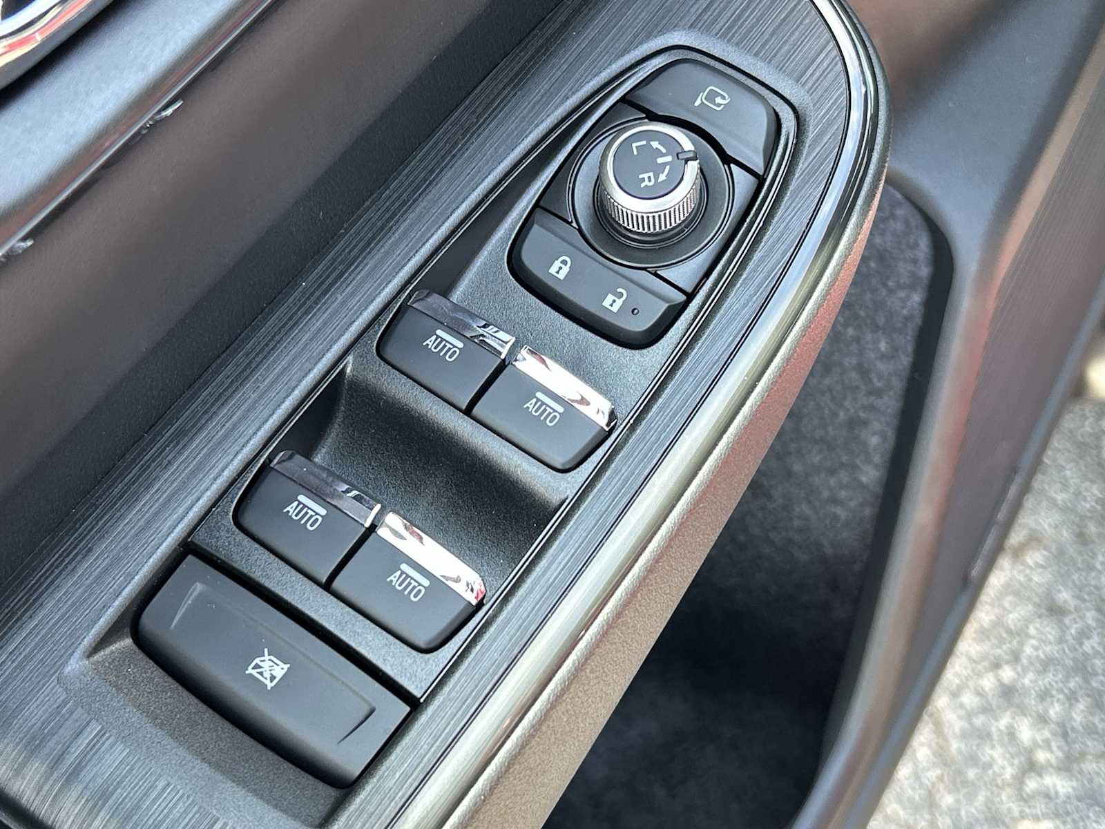 Thumbnail: 2026 Subaru Outback - 12