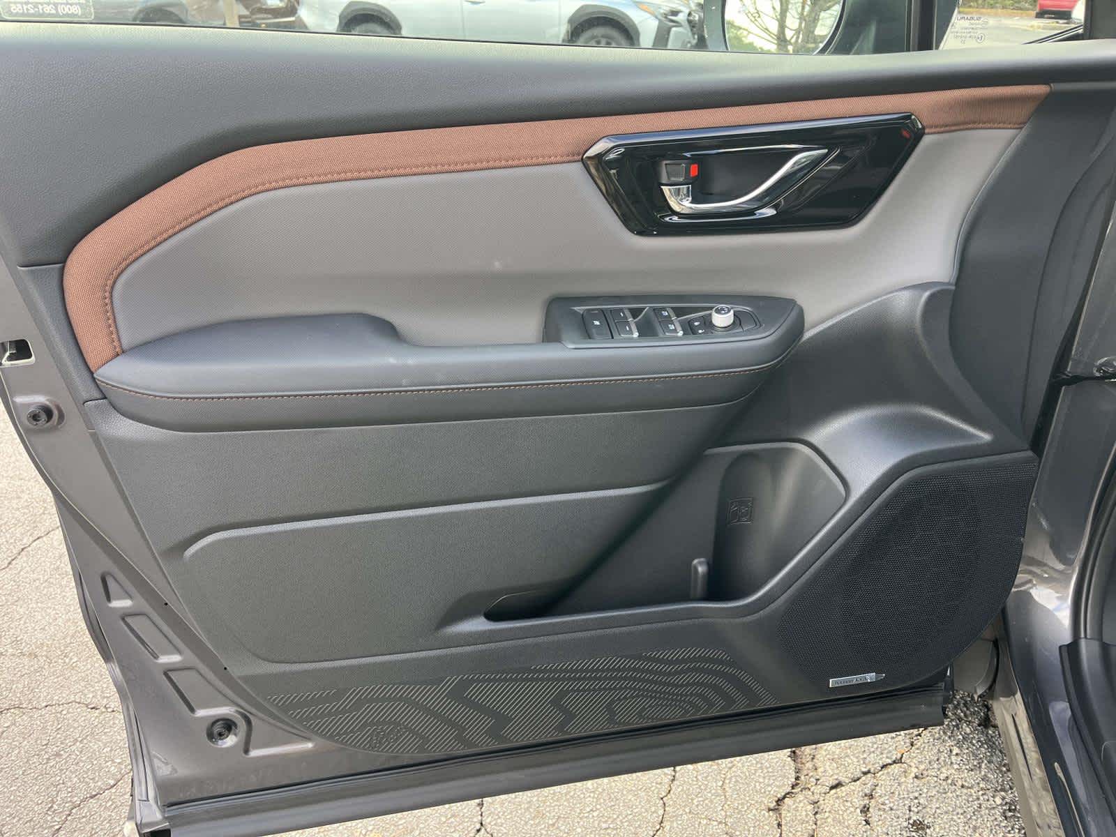 Thumbnail: 2025 Subaru Forester - 12