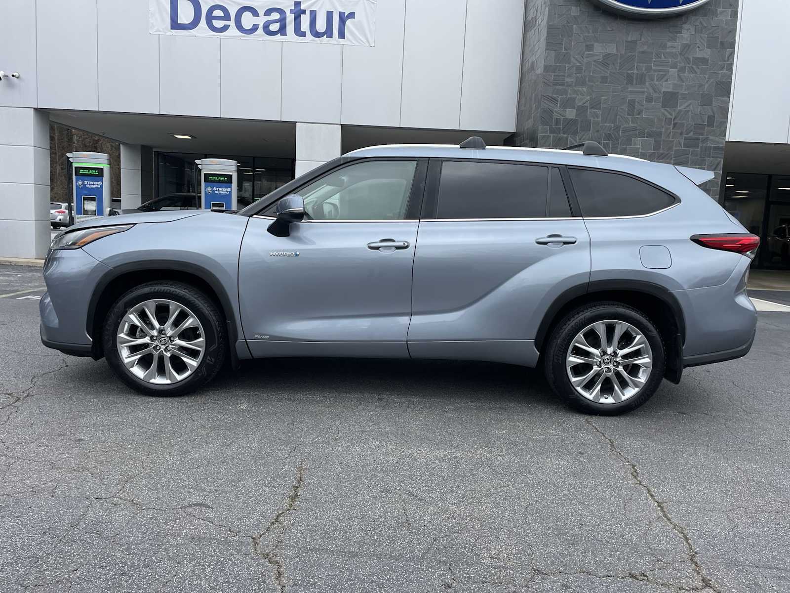 Thumbnail: 2020 Toyota Highlander - 2