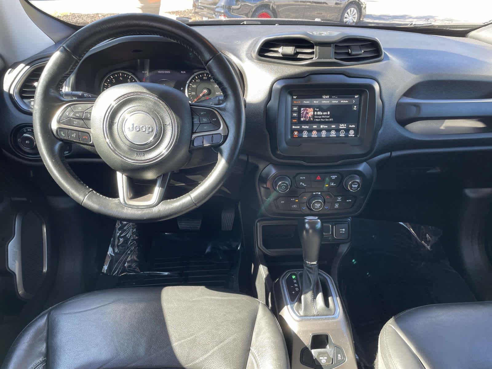 Thumbnail: 2018 Jeep Renegade - 12