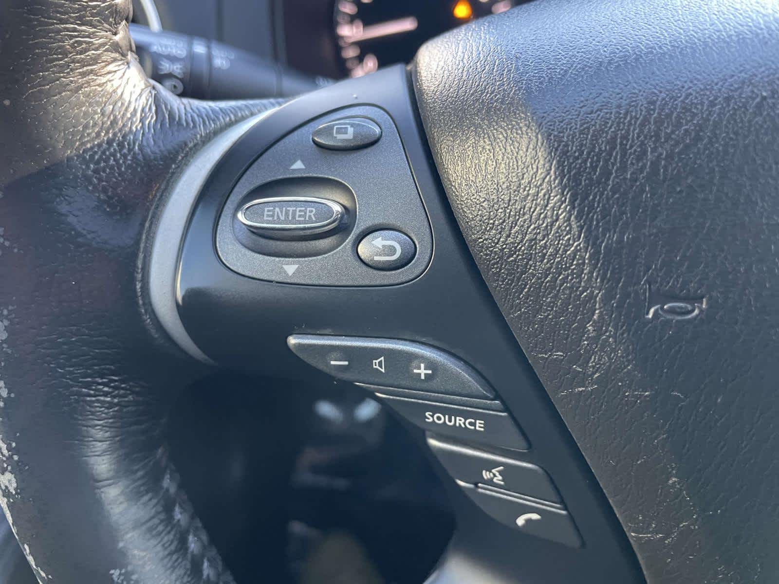 Thumbnail: 2018 Nissan Pathfinder - 19