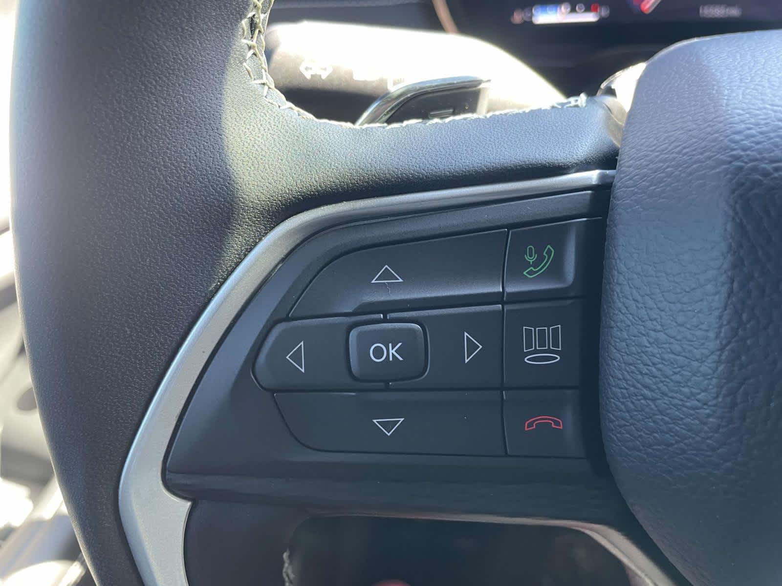 Thumbnail: 2024 Jeep Grand Cherokee - 12