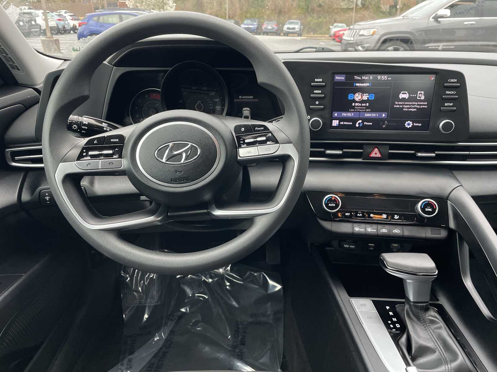 Thumbnail: 2022 Hyundai Elantra - 8