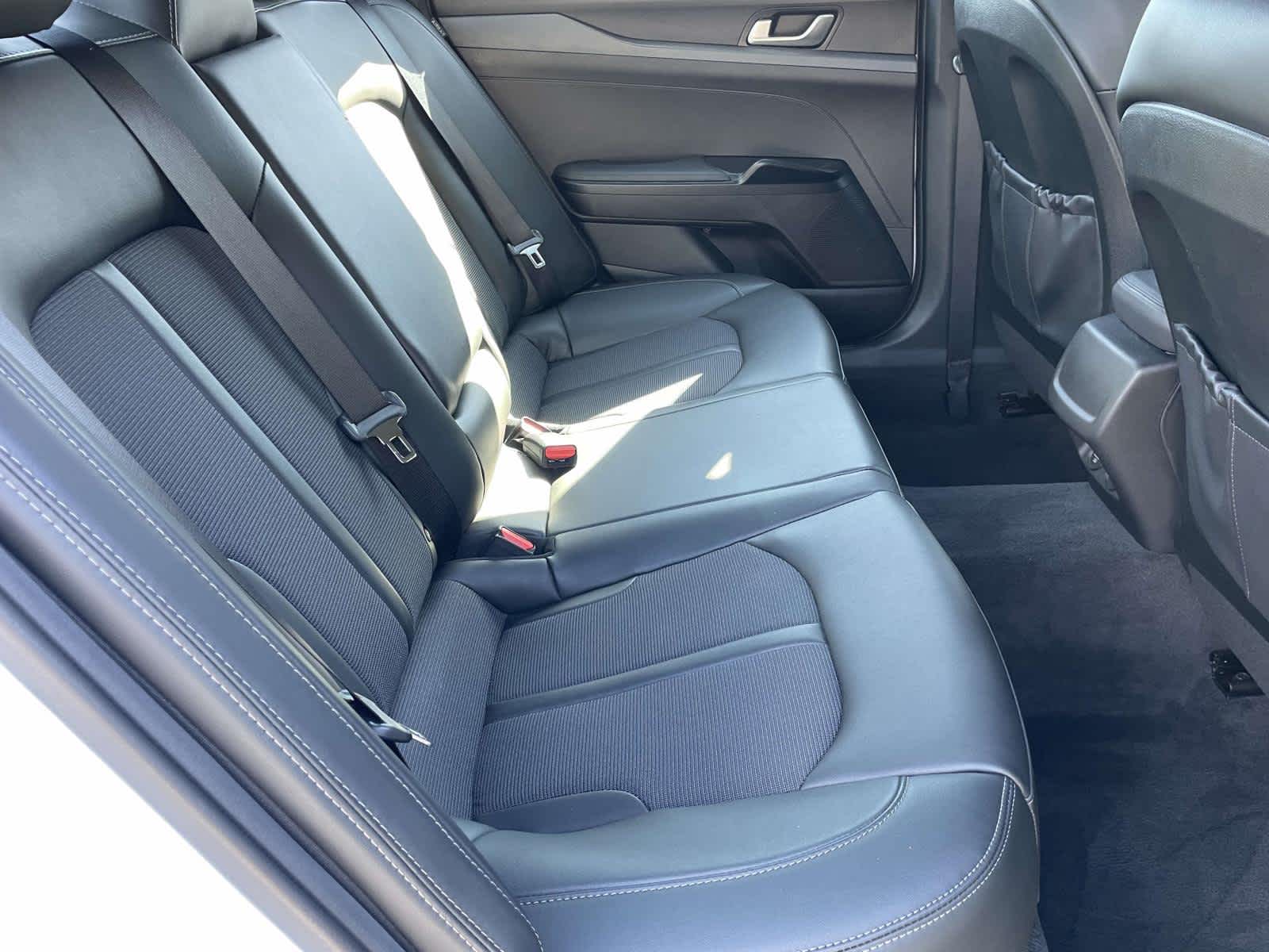 Thumbnail: 2023 Kia K5 - 12