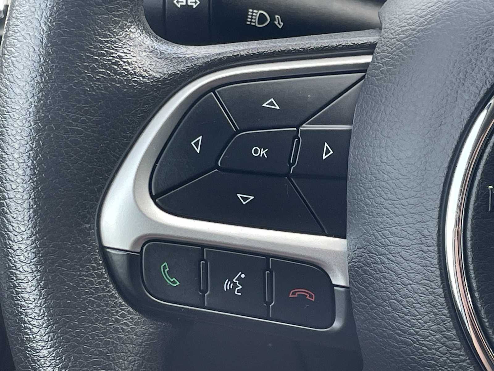 Thumbnail: 2018 Jeep Compass - 14