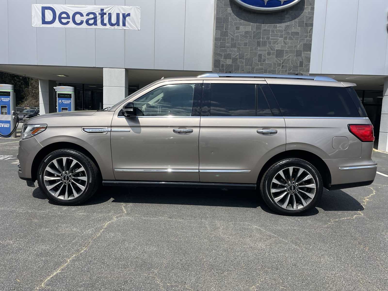 Thumbnail: 2019 Lincoln Navigator - 3
