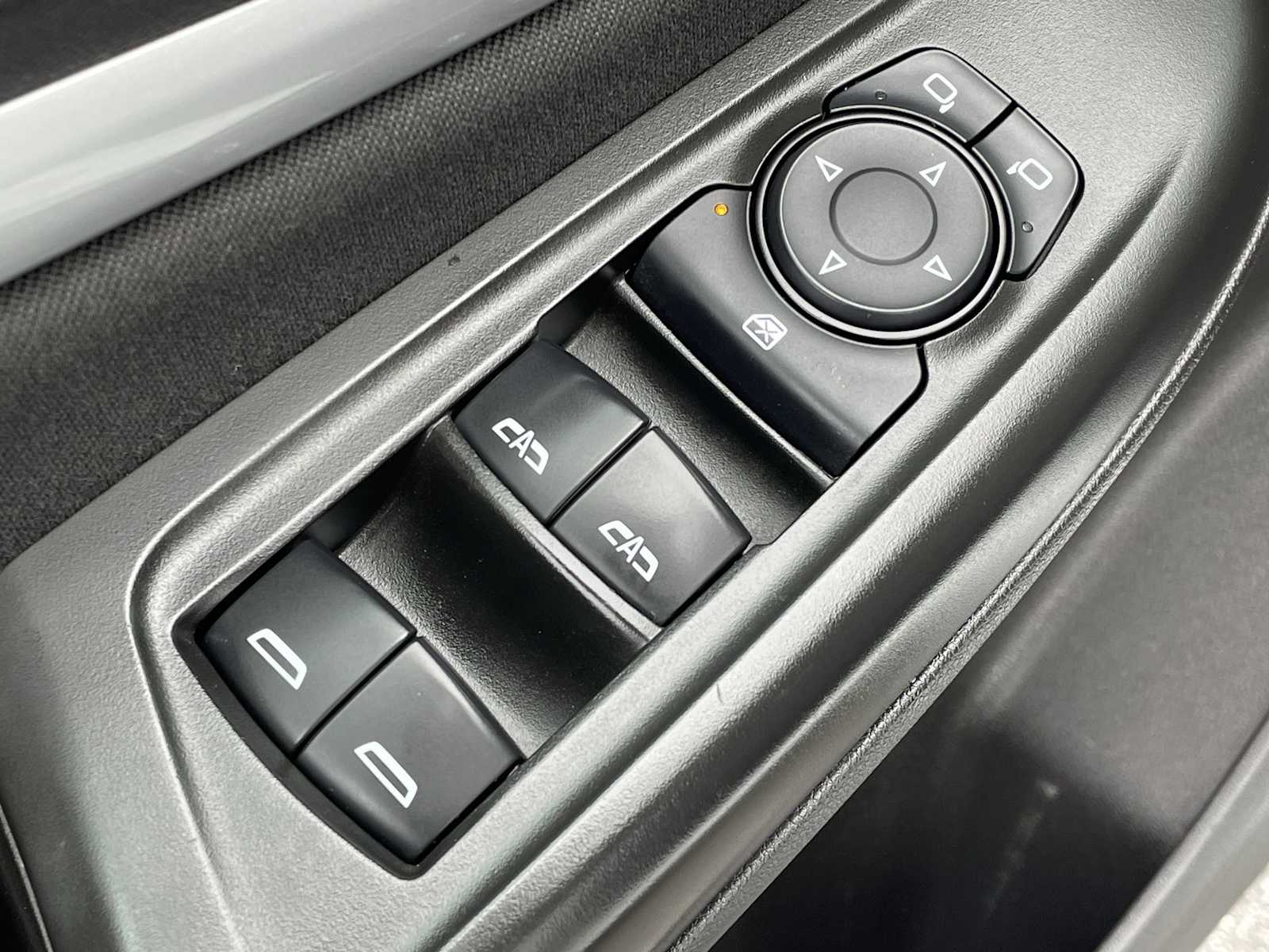 Thumbnail: 2022 Chevrolet Bolt EUV - 12