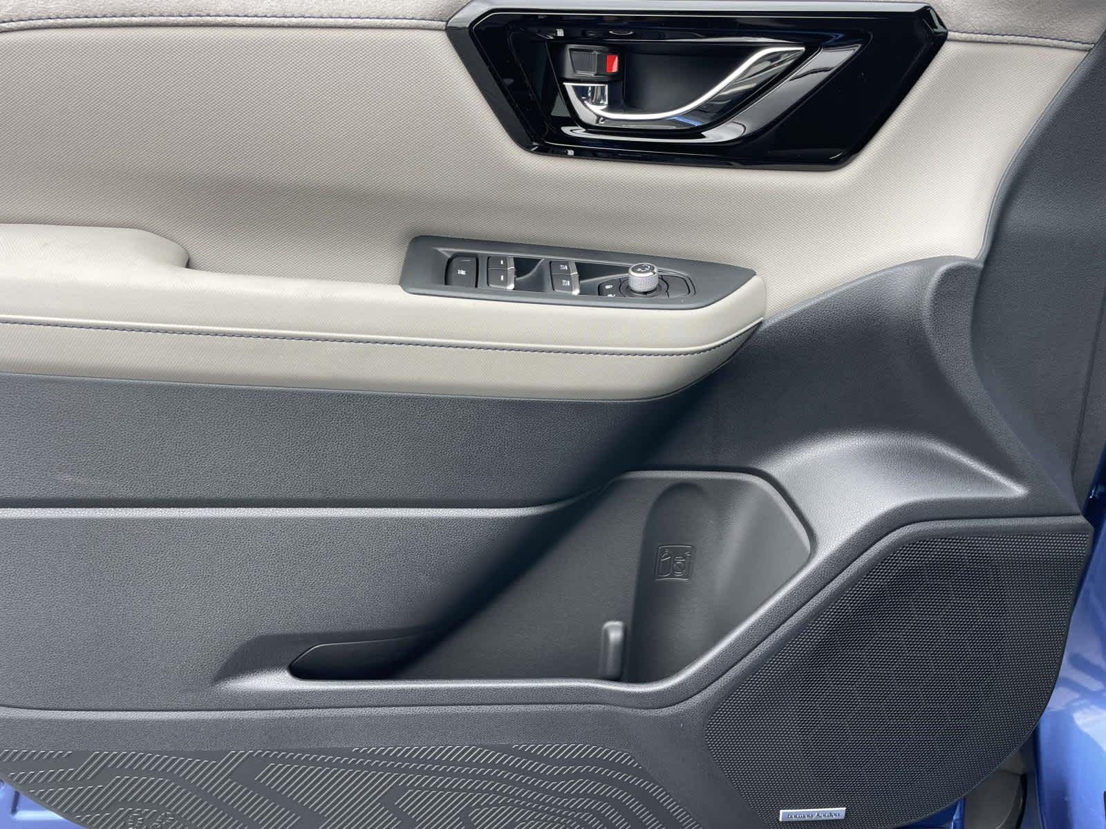 Thumbnail: 2025 Subaru Forester - 11