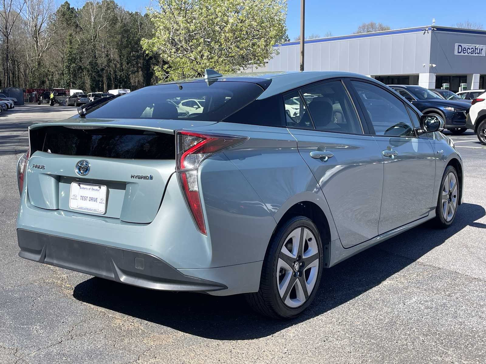 Thumbnail: 2016 Toyota Prius - 4