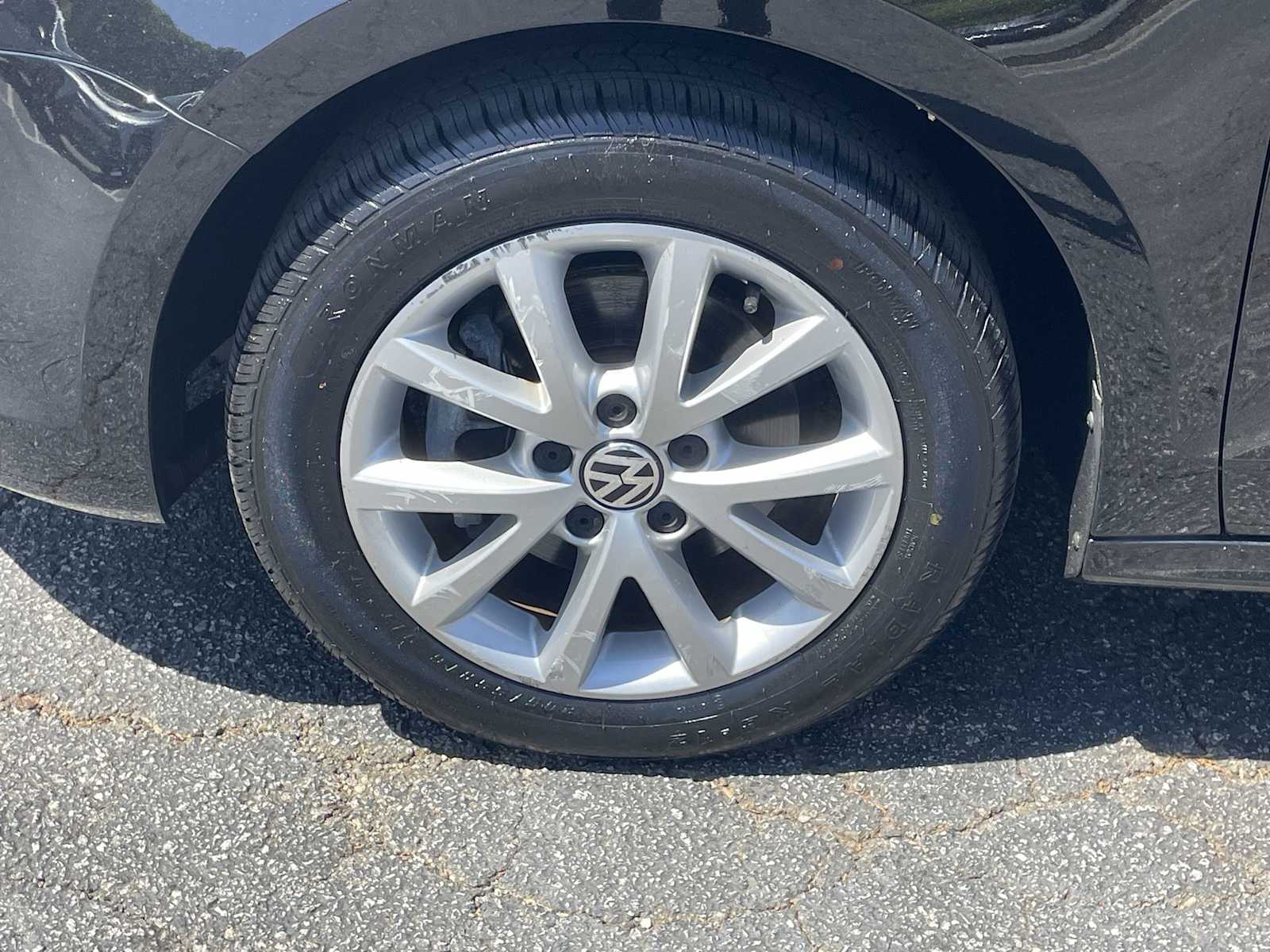 Thumbnail: 2012 Volkswagen Jetta - 7