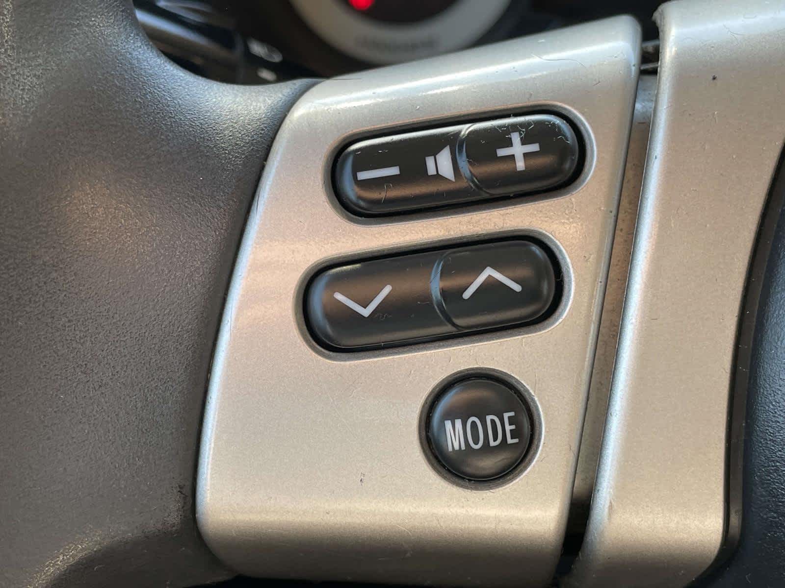 Thumbnail: 2013 Toyota FJ Cruiser - 18