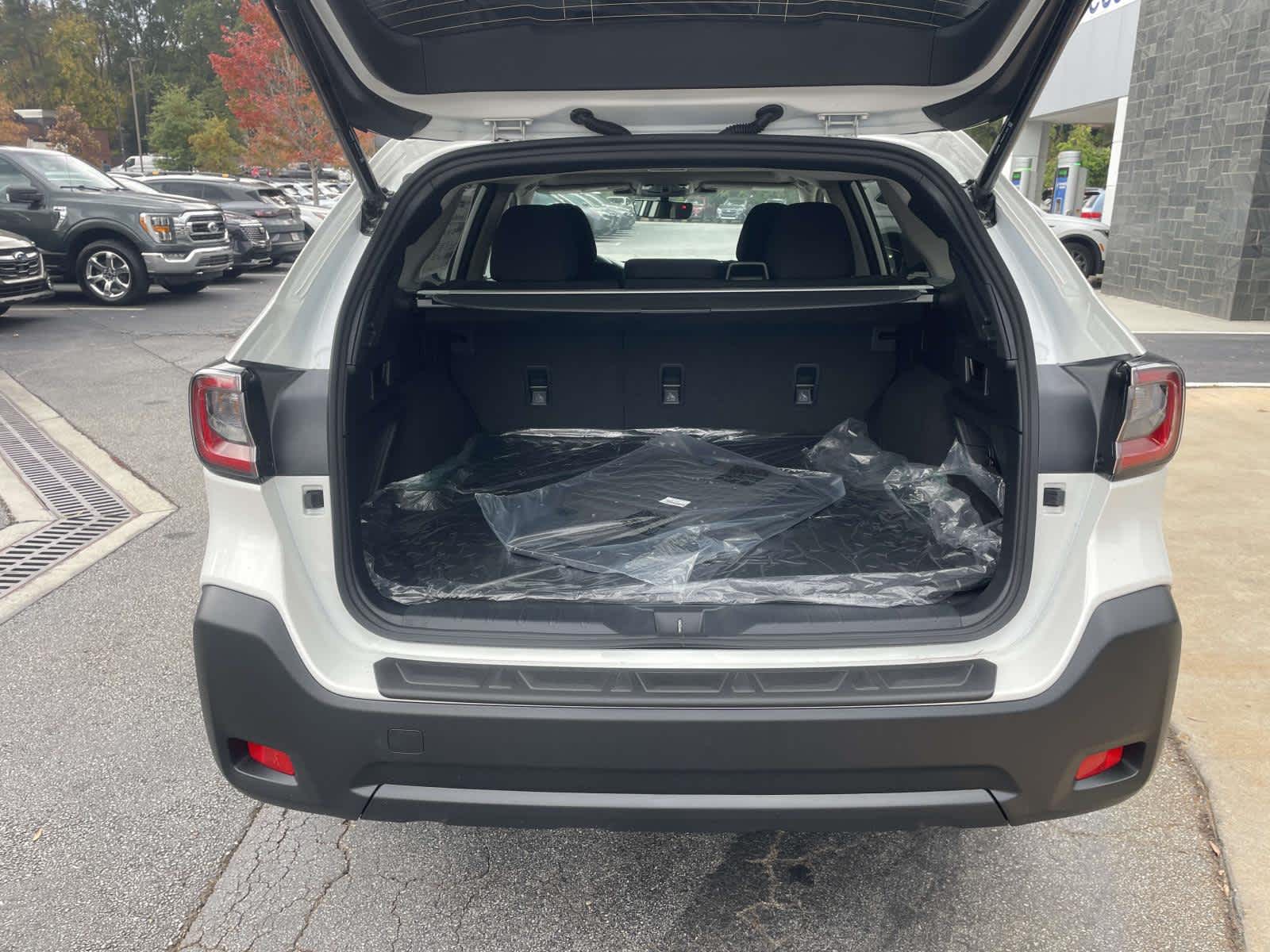 Thumbnail: 2025 Subaru Outback - 4