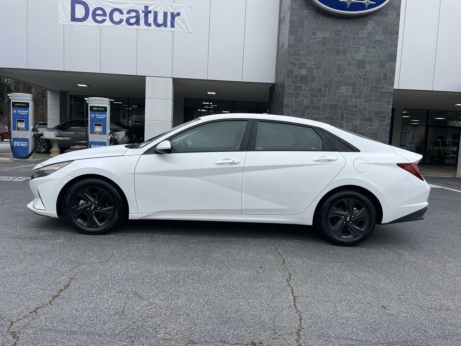 Thumbnail: 2022 Hyundai Elantra - 2