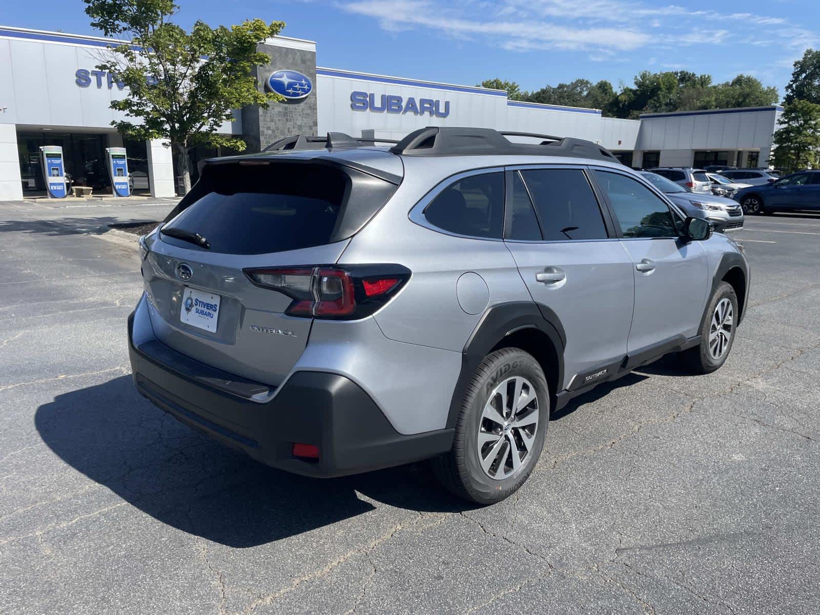 Thumbnail: 2025 Subaru Outback - 3