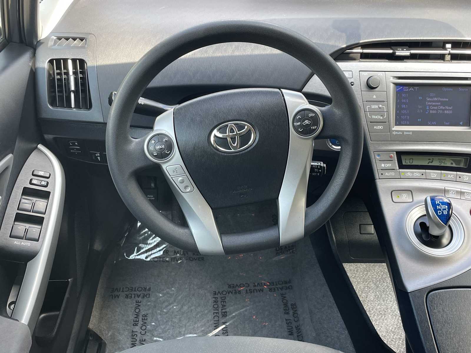 Thumbnail: 2014 Toyota Prius - 8