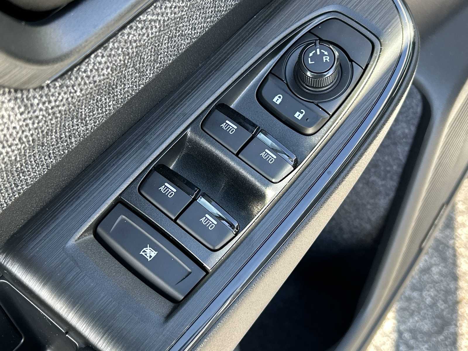 Thumbnail: 2026 Subaru Outback - 12