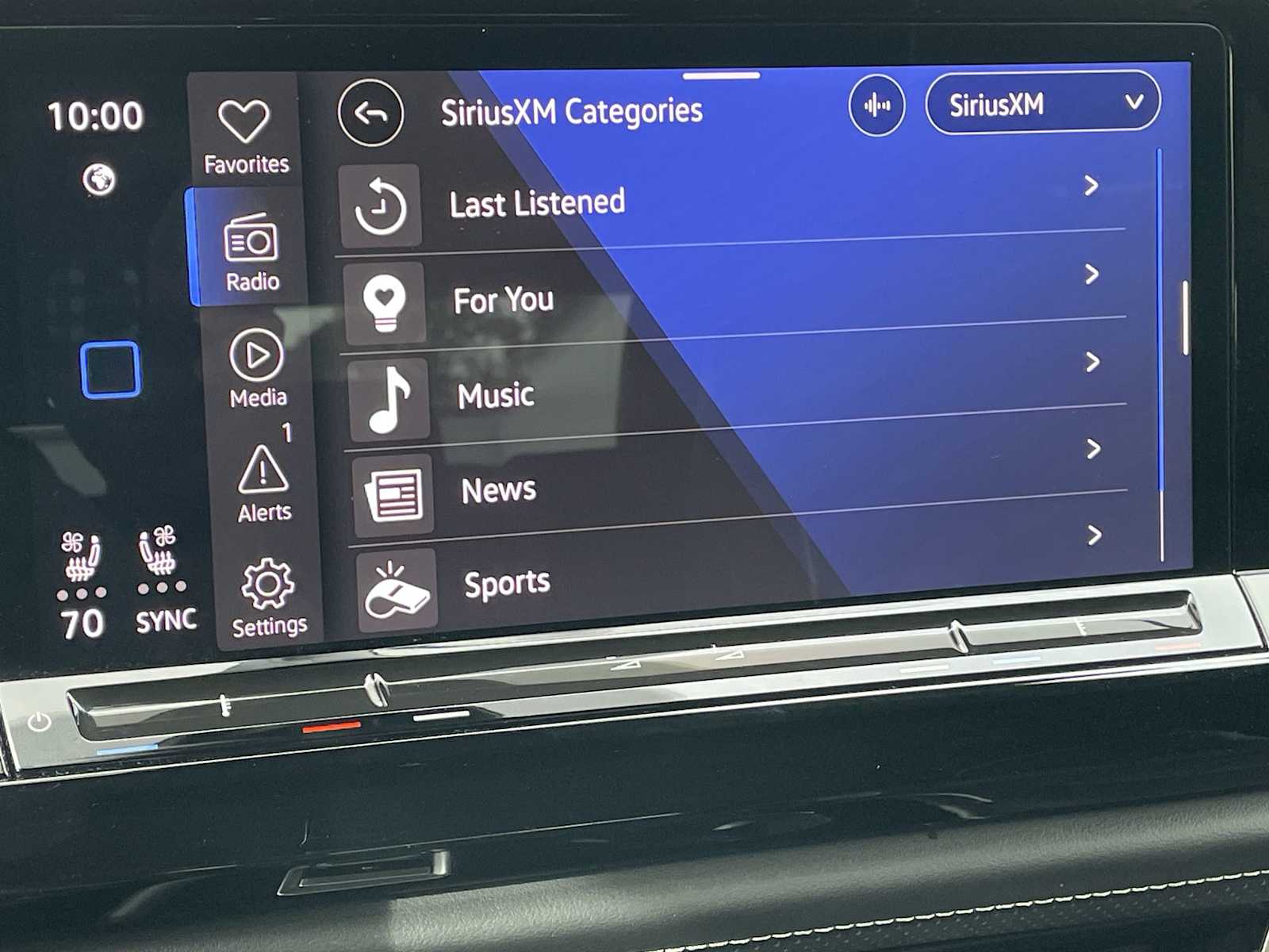 Thumbnail: 2024 Volkswagen Atlas - 19