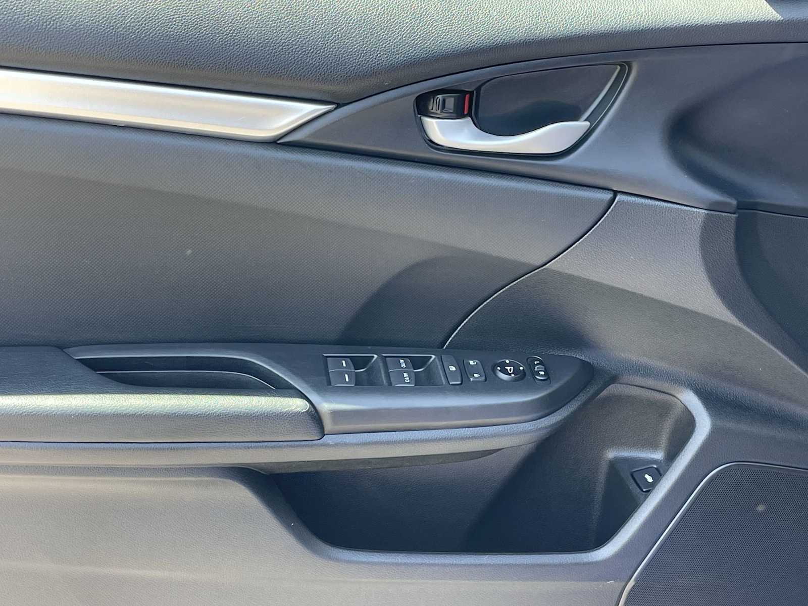 Thumbnail: 2019 Honda Civic - 11