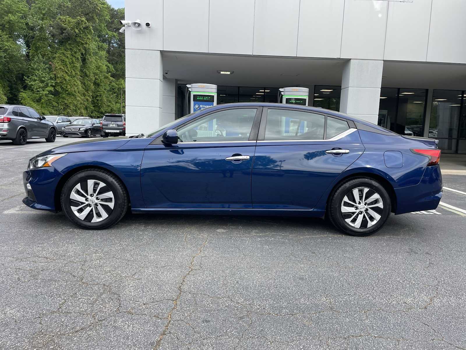 Thumbnail: 2020 Nissan Altima - 2