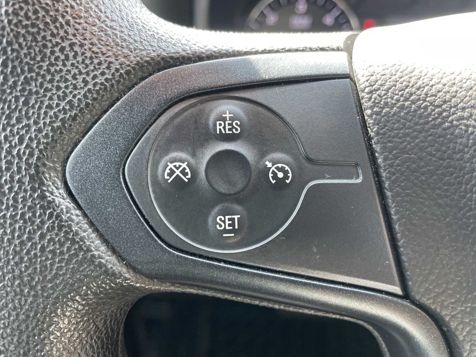 Thumbnail: 2018 Chevrolet Silverado 1500 - 15