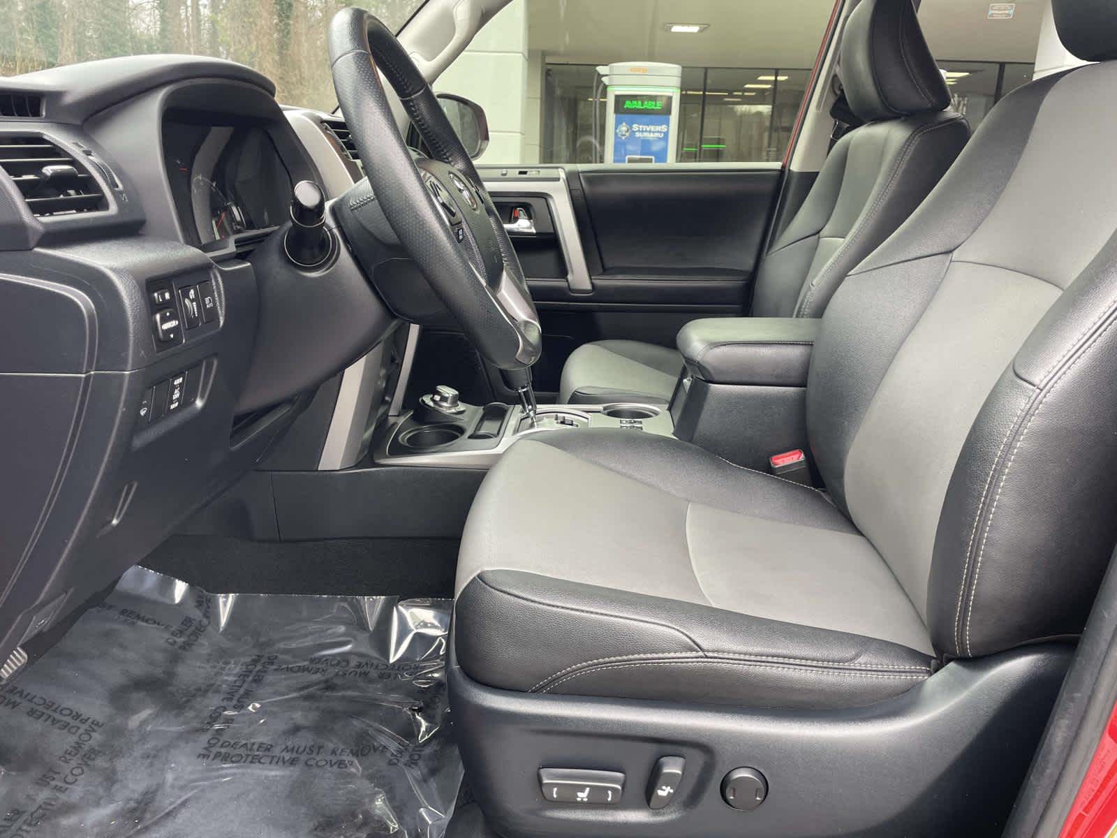 Thumbnail: 2020 Toyota 4Runner - 13