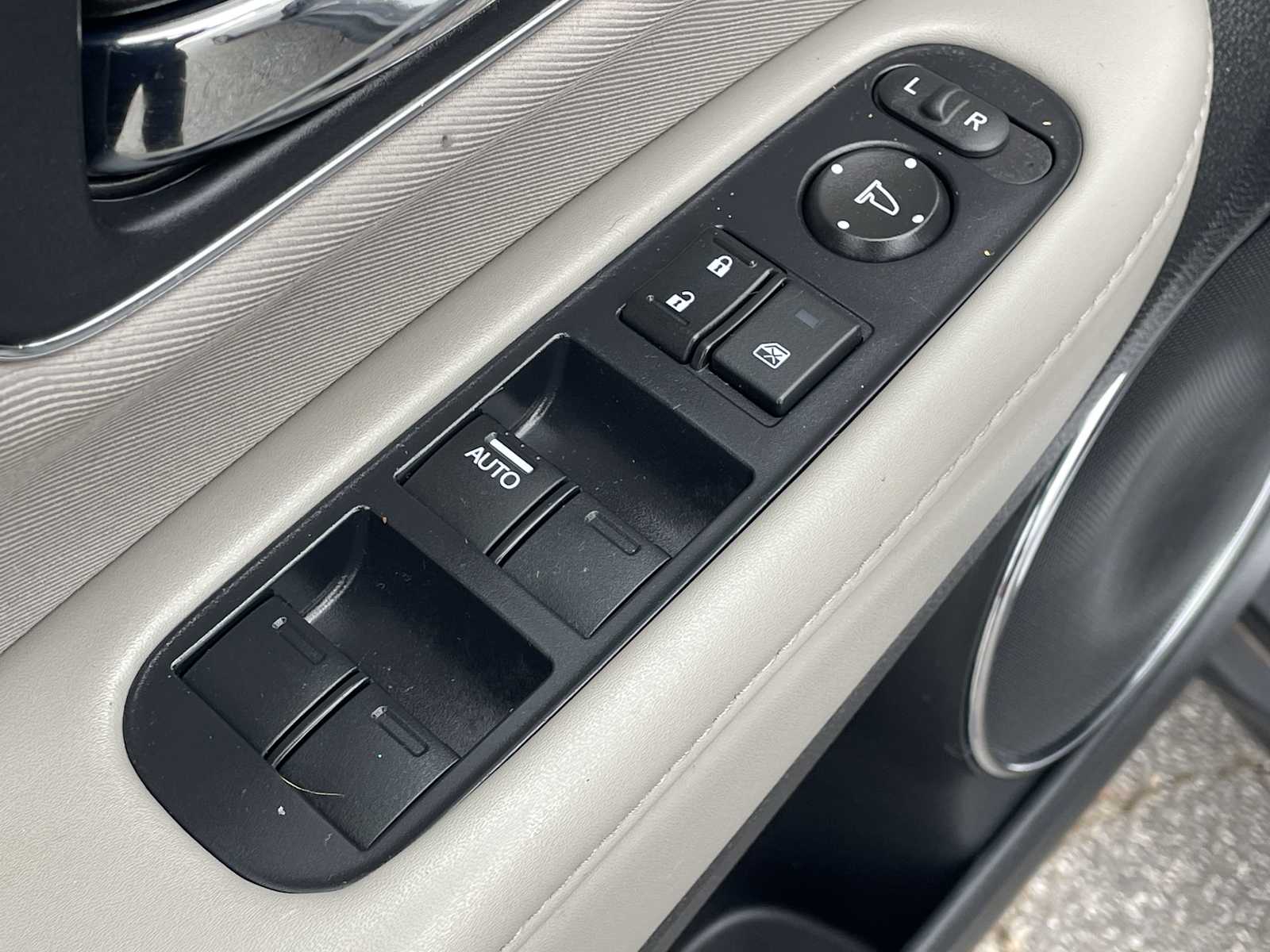 Thumbnail: 2018 Honda HR-V - 13