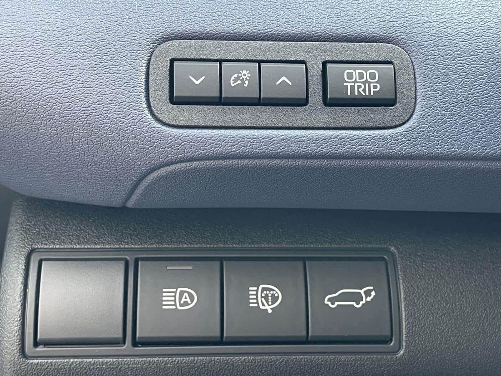 Thumbnail: 2026 Subaru Solterra - 12