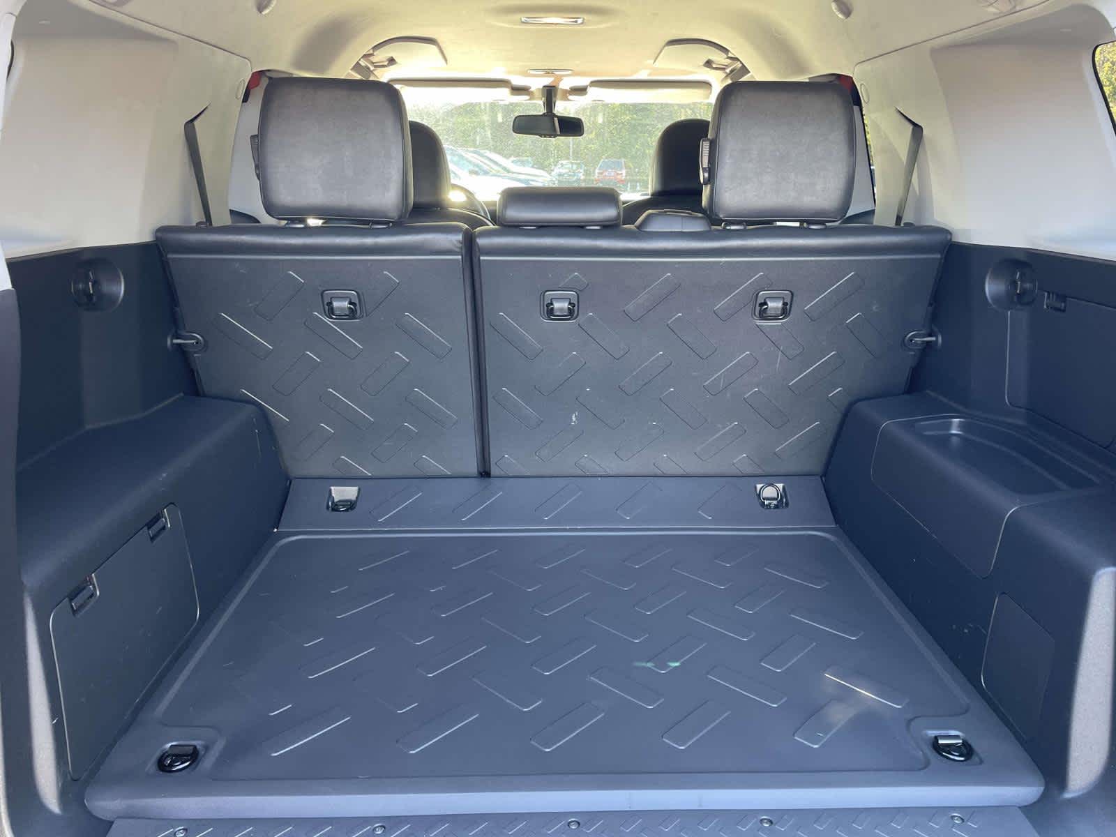 Thumbnail: 2013 Toyota FJ Cruiser - 5