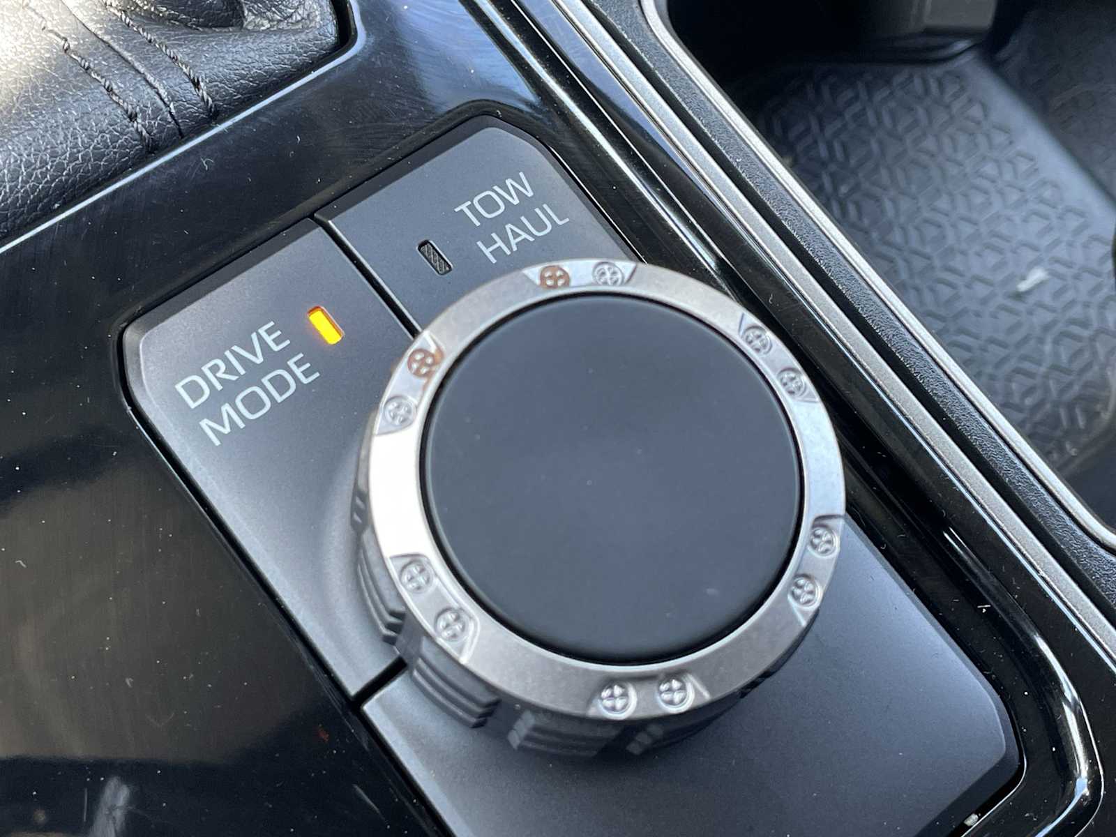 Thumbnail: 2023 Toyota Tundra - 22