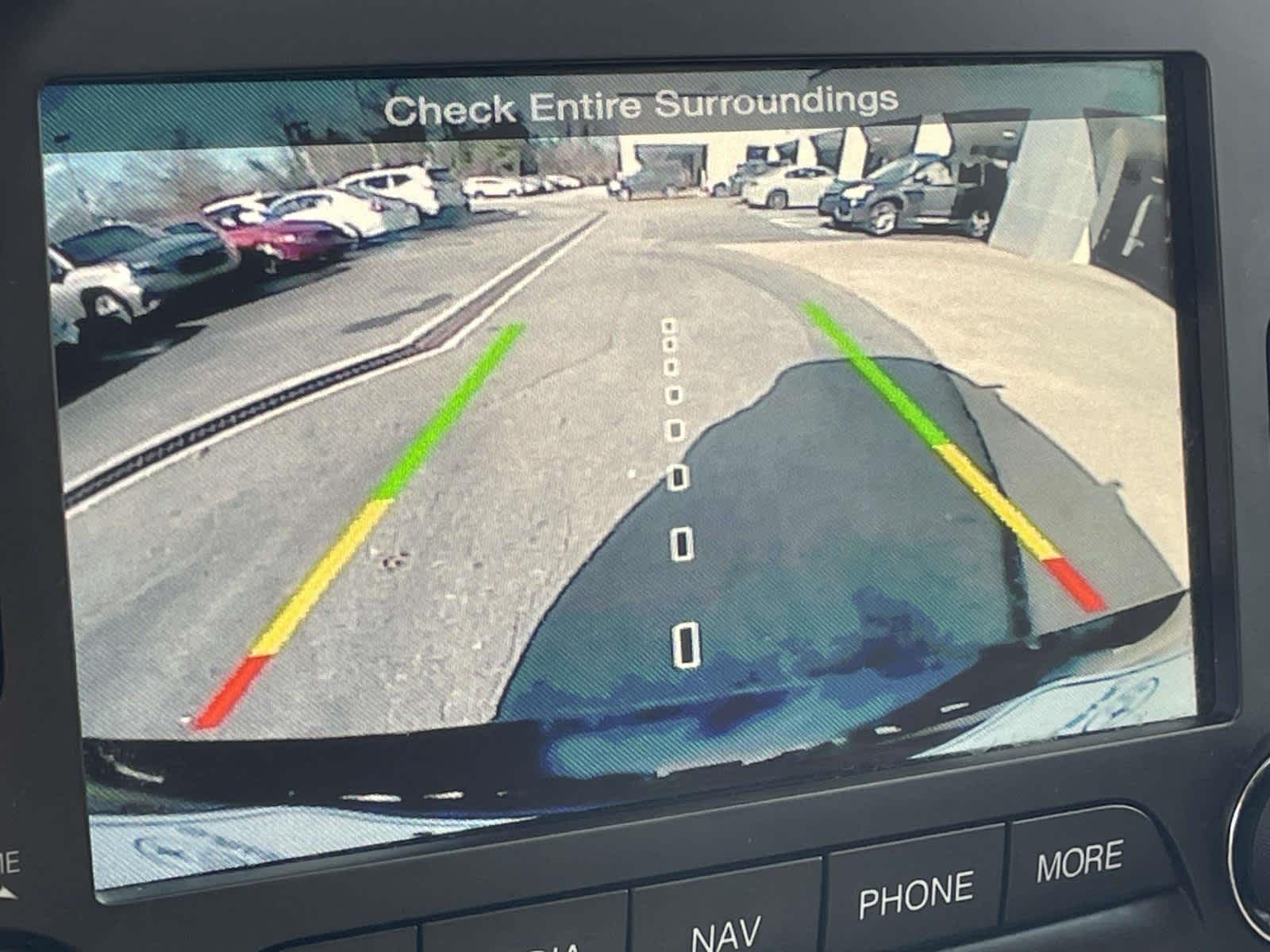 Thumbnail: 2016 Jeep Renegade - 18