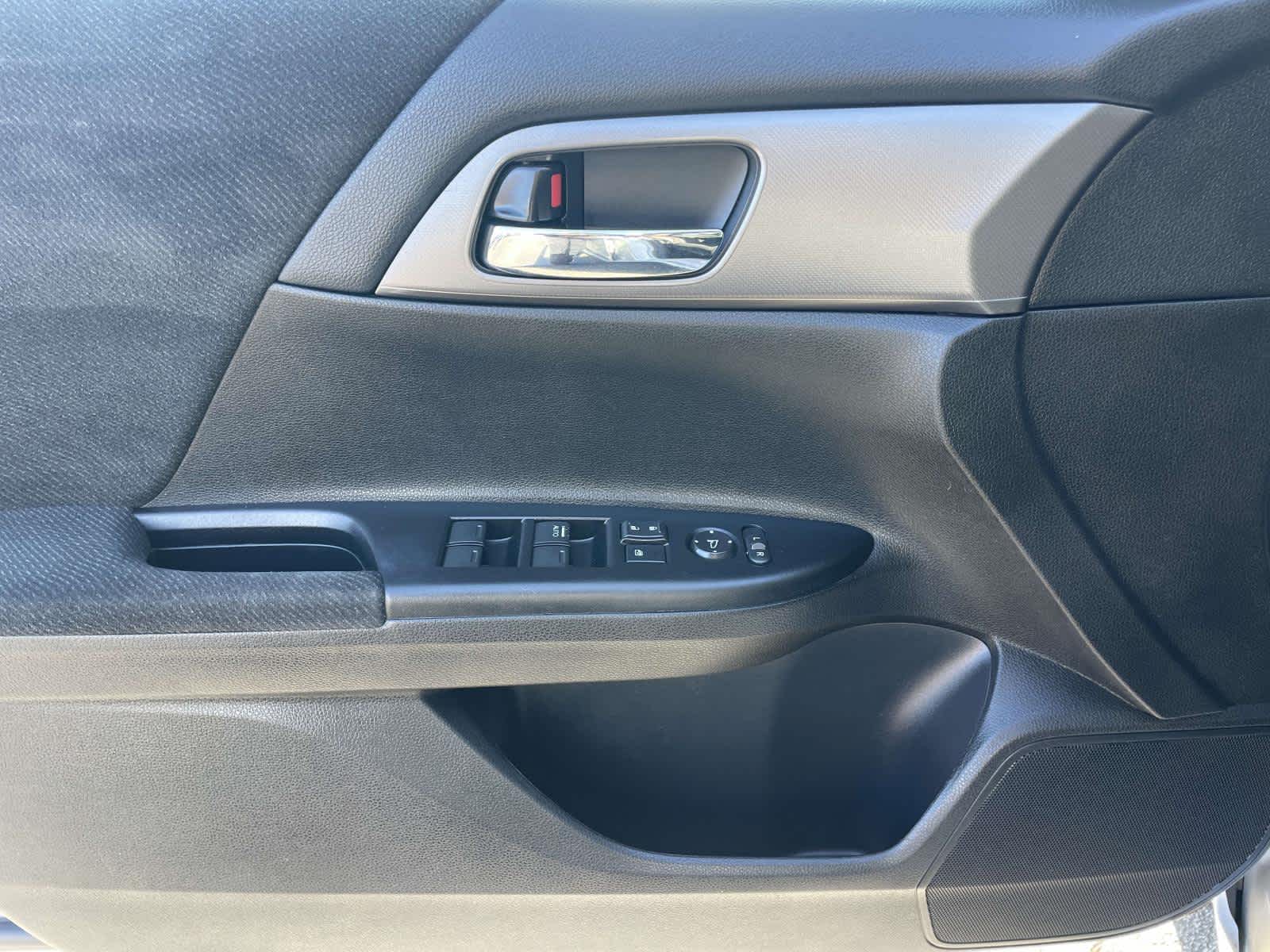 Thumbnail: 2013 Honda Accord - 12