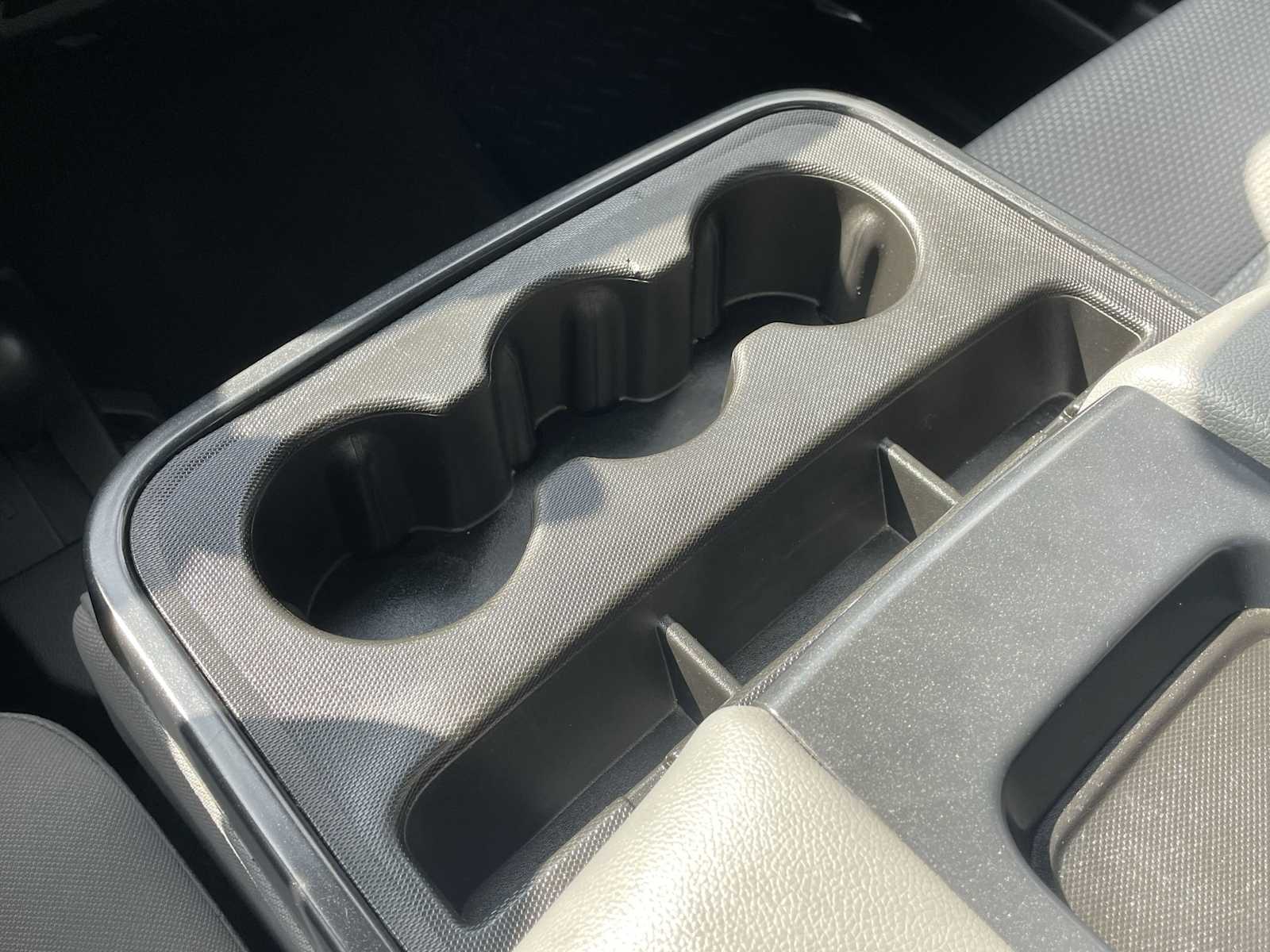 Thumbnail: 2018 Chevrolet Silverado 1500 - 24