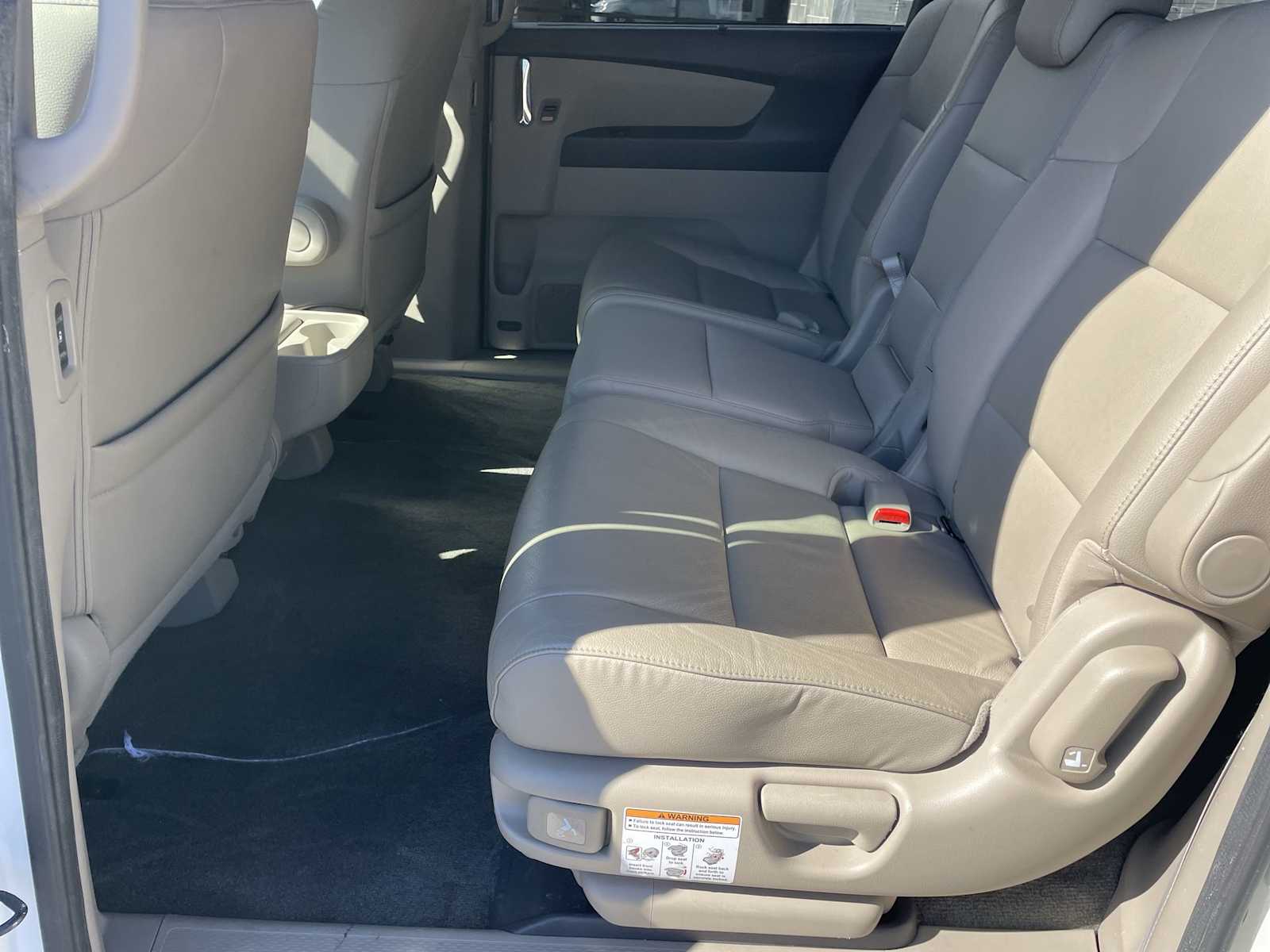 Thumbnail: 2014 Honda Odyssey - 16