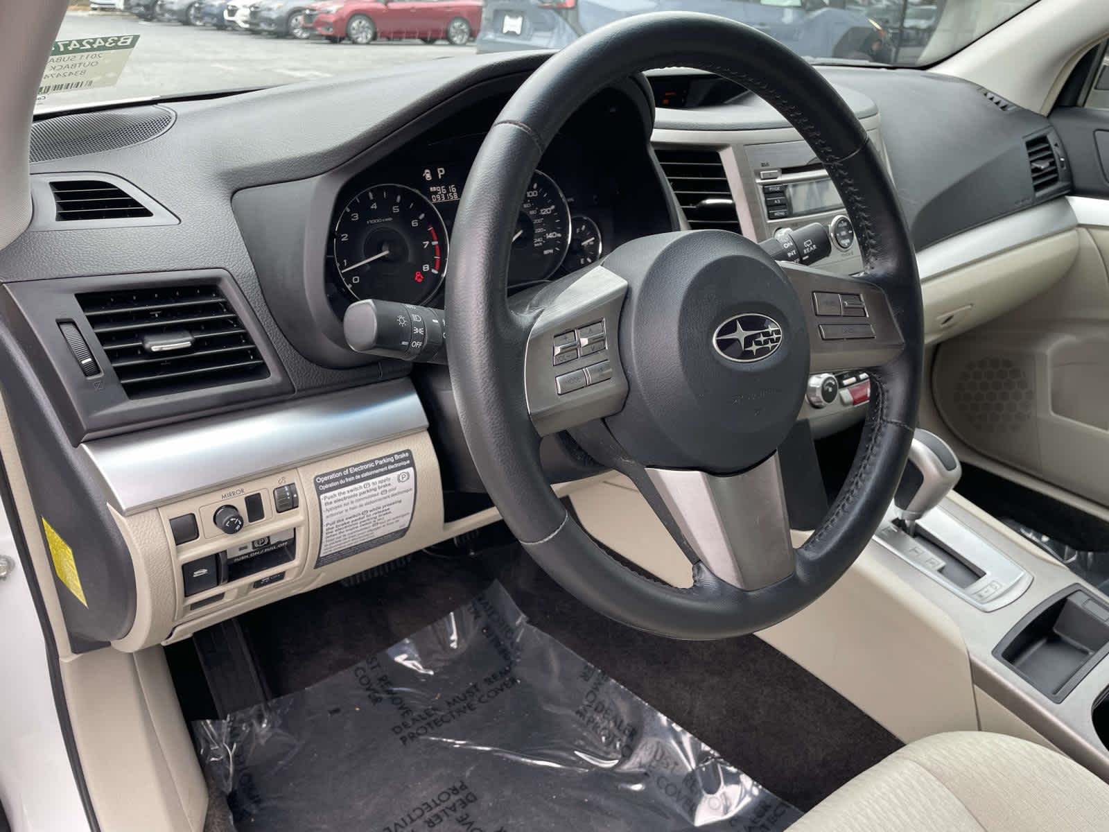 Thumbnail: 2011 Subaru Outback - 14