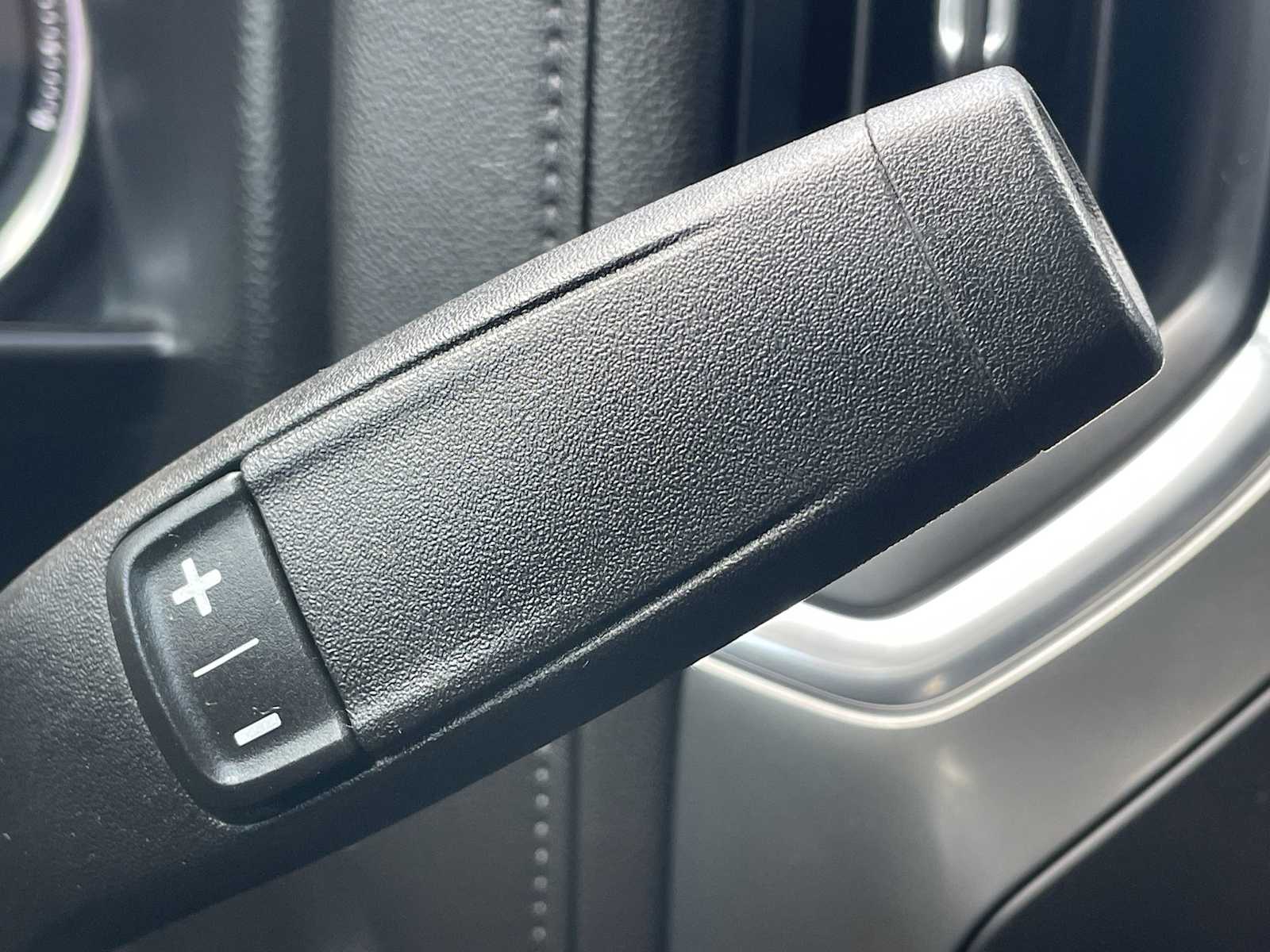 Thumbnail: 2019 Chevrolet Silverado 1500 - 21