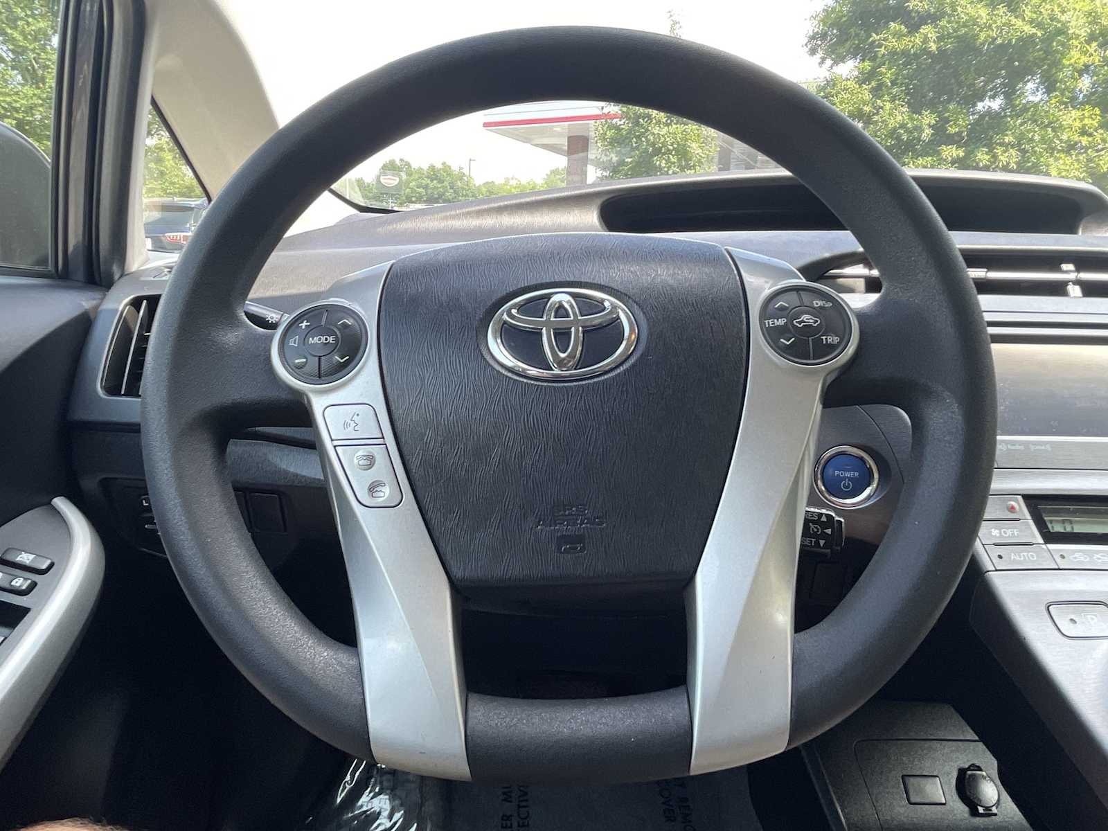 Thumbnail: 2014 Toyota Prius - 13