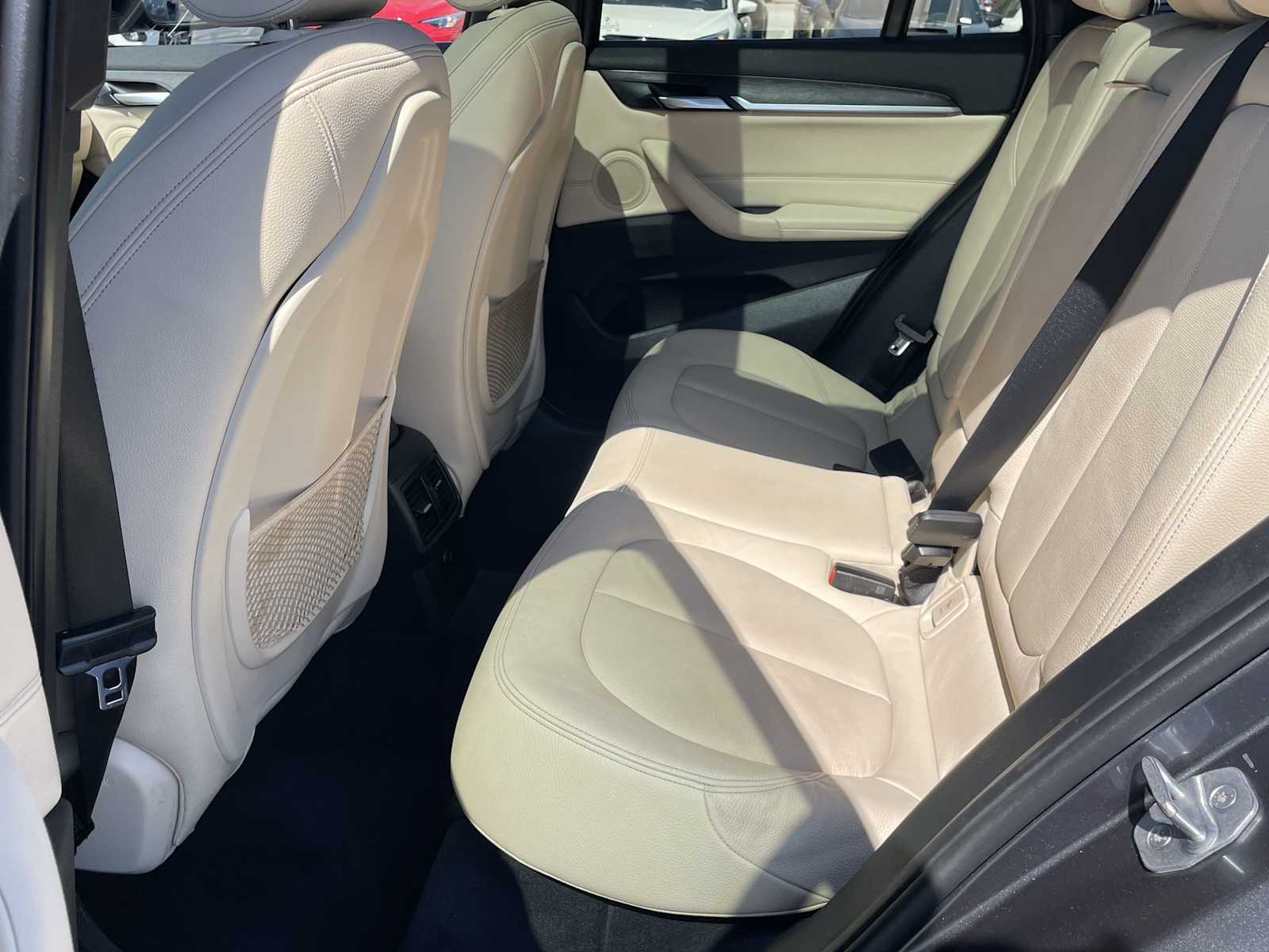 Thumbnail: 2017 BMW X1 - 9