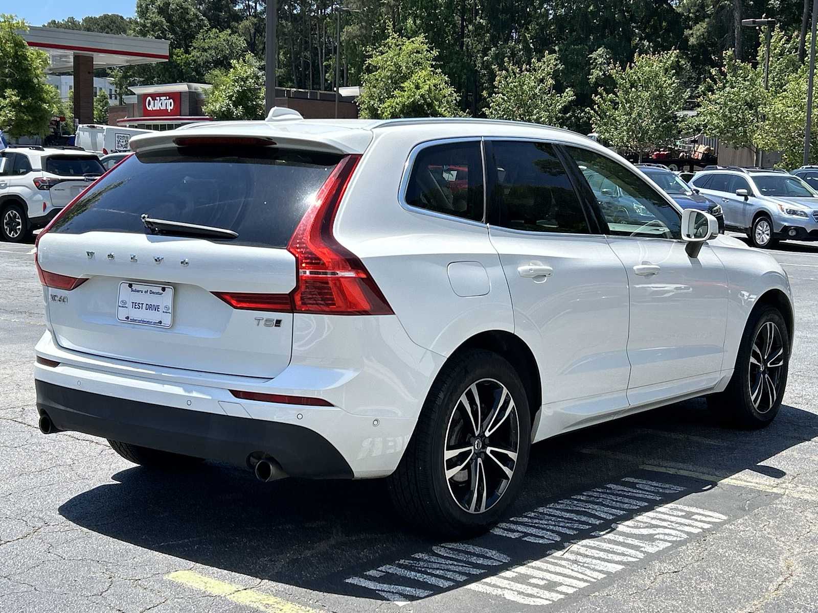 Thumbnail: 2019 Volvo XC60 - 4