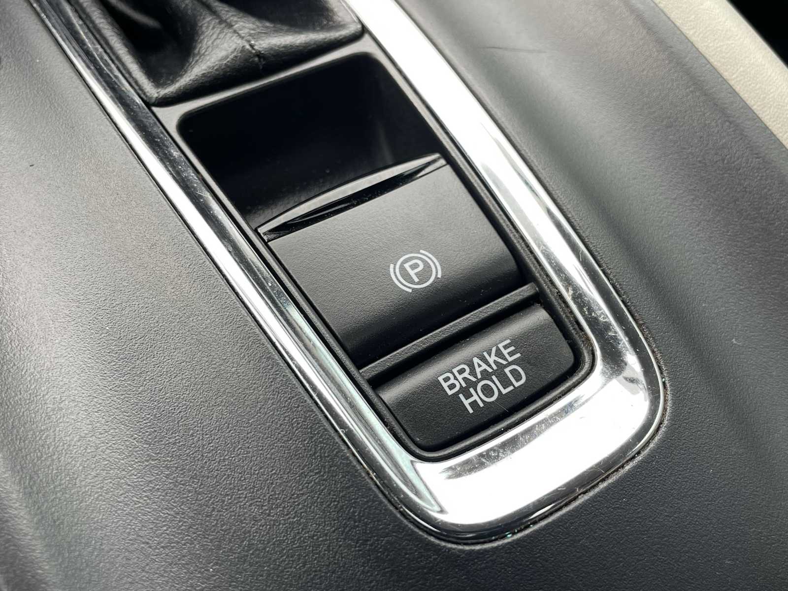 Thumbnail: 2018 Honda HR-V - 25