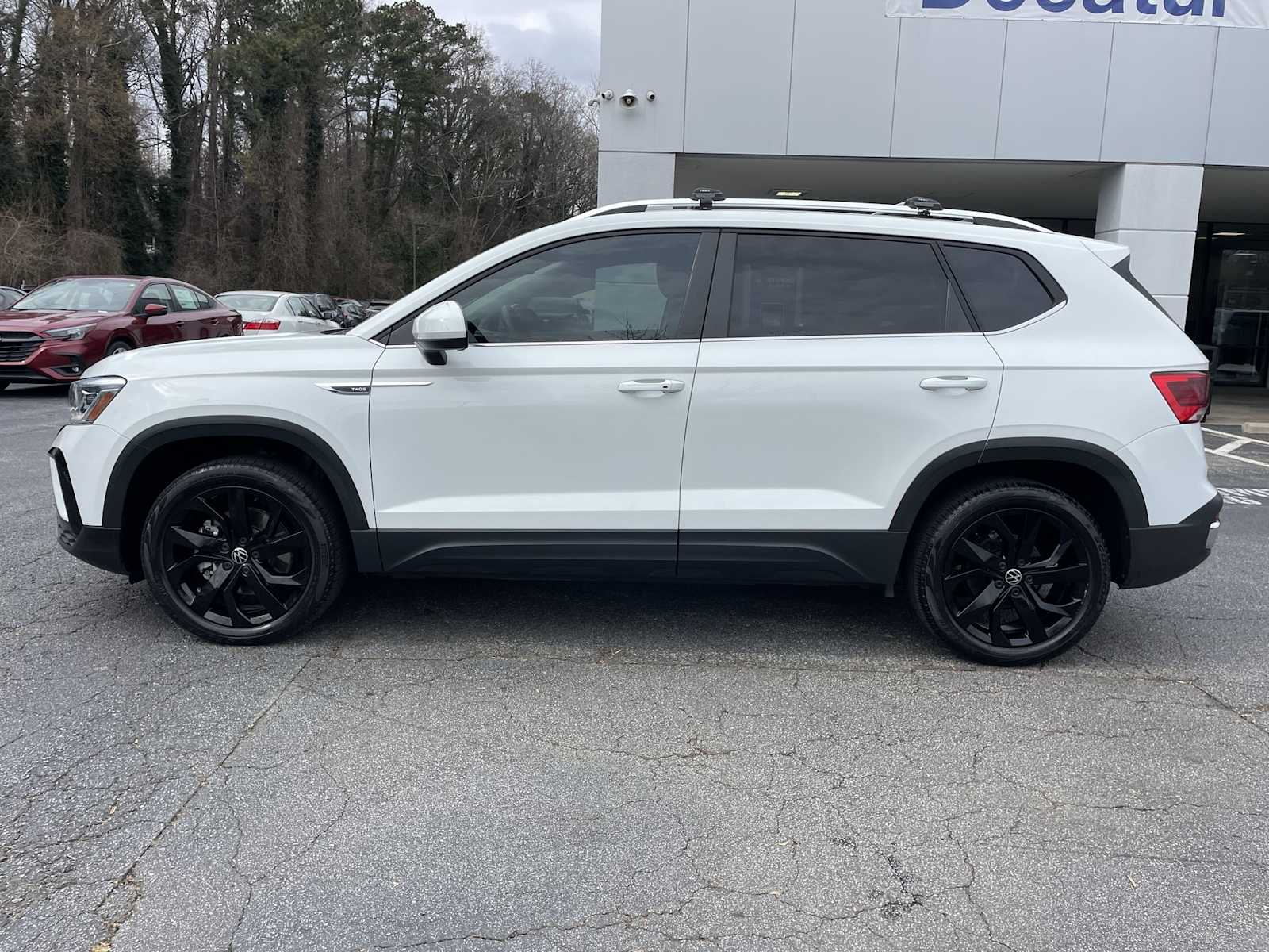 Thumbnail: 2022 Volkswagen Taos - 2