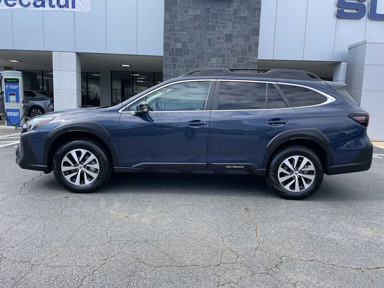 Thumbnail: 2025 Subaru Outback - 2