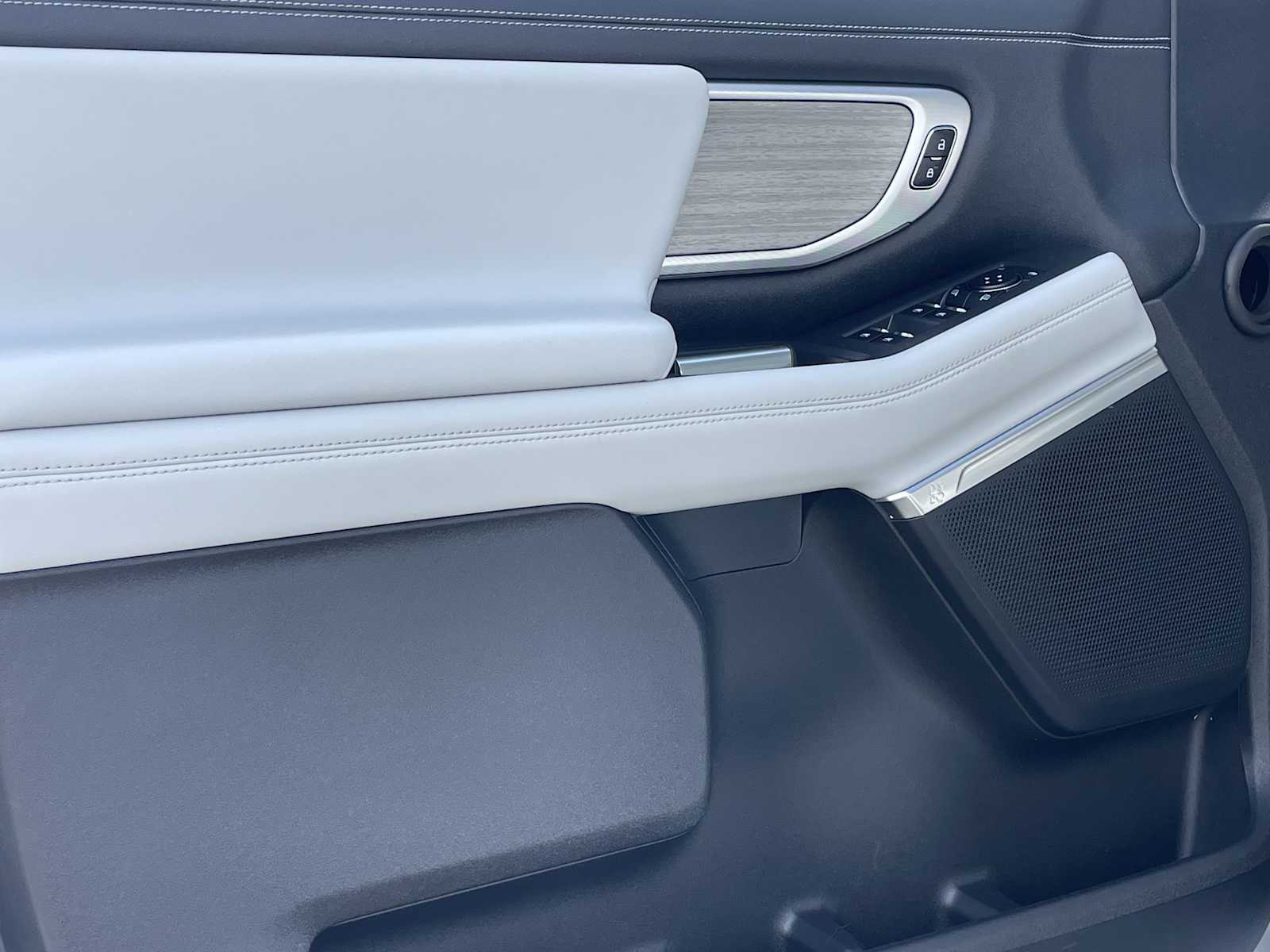 Thumbnail: 2025 Ford Expedition MAX - 12