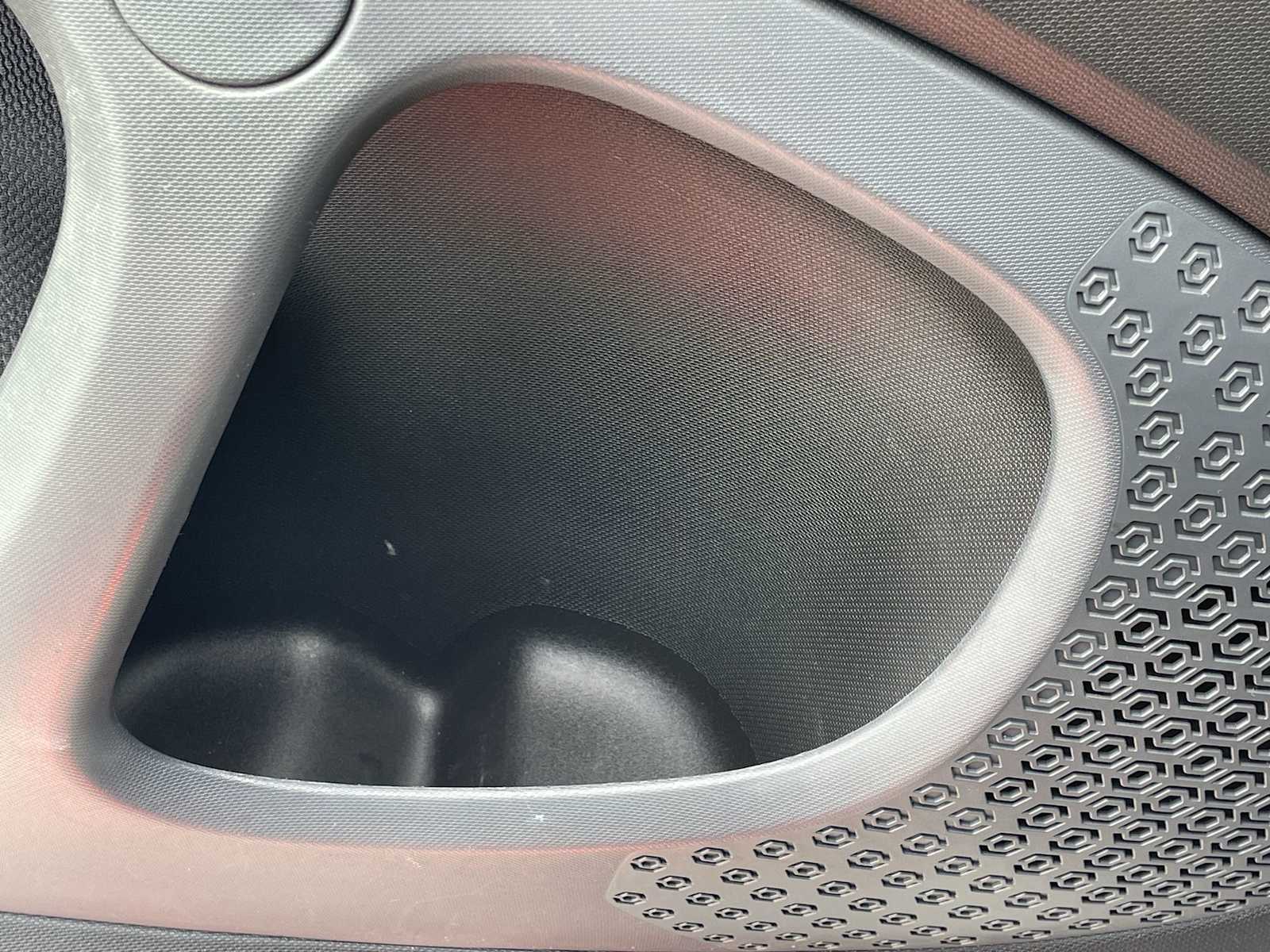 Thumbnail: 2016 smart fortwo - 20