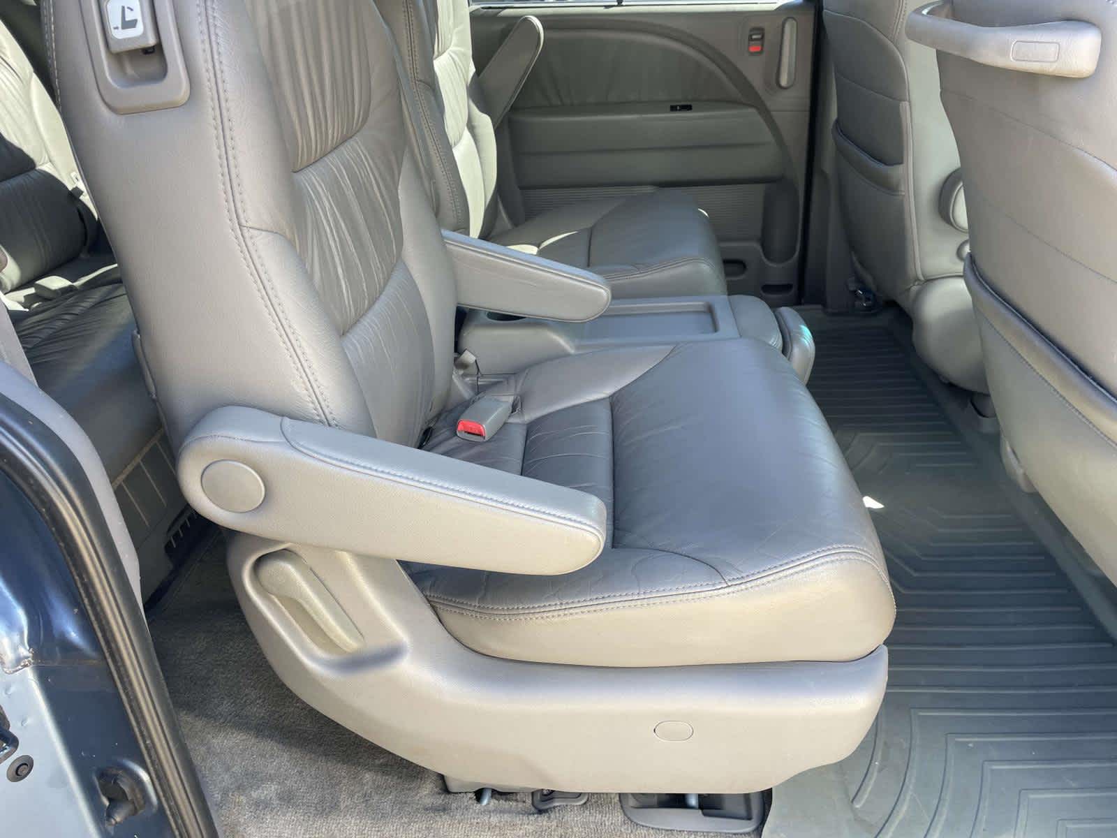 Thumbnail: 2008 Honda Odyssey - 10