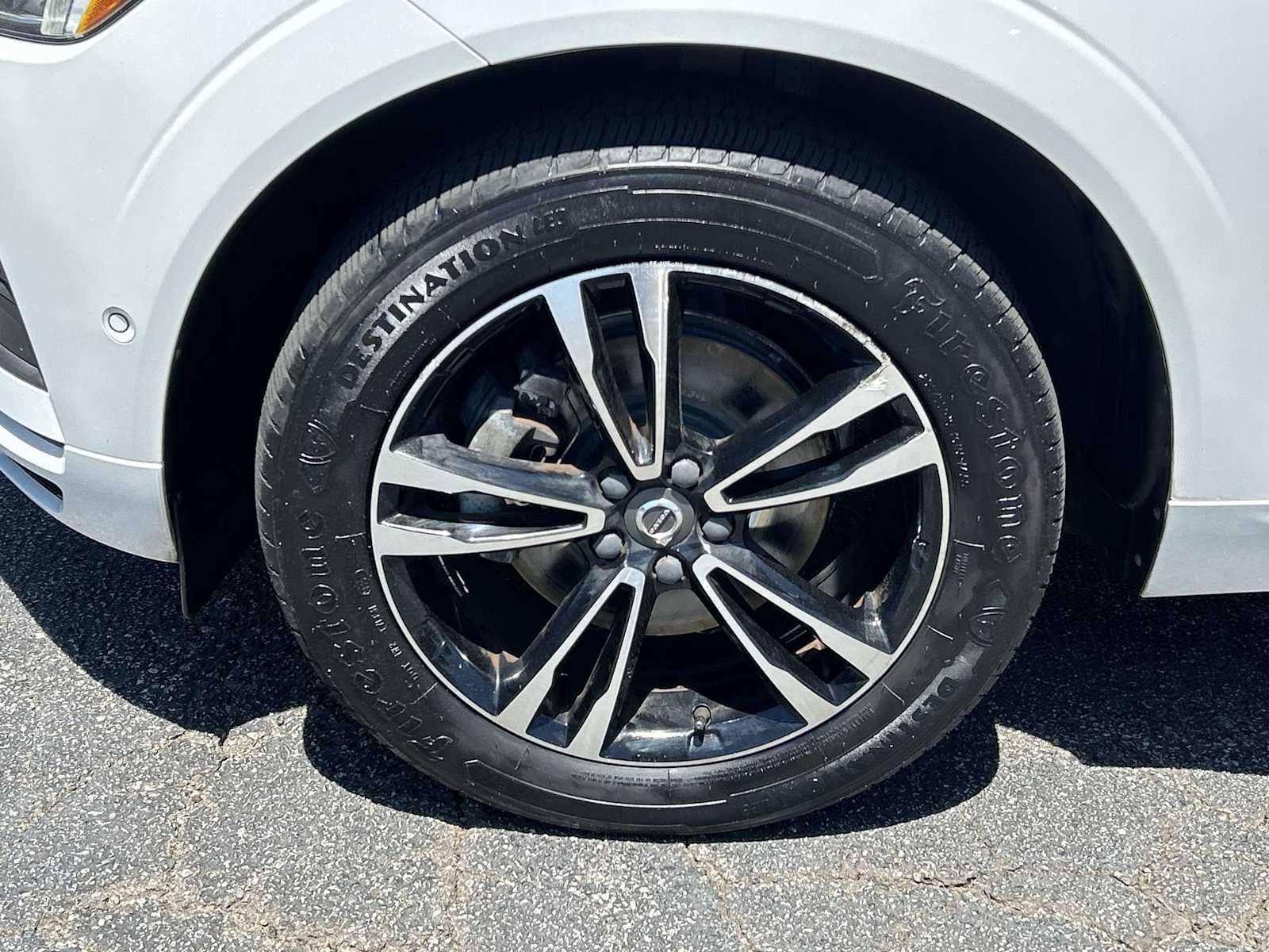Thumbnail: 2019 Volvo XC60 - 7