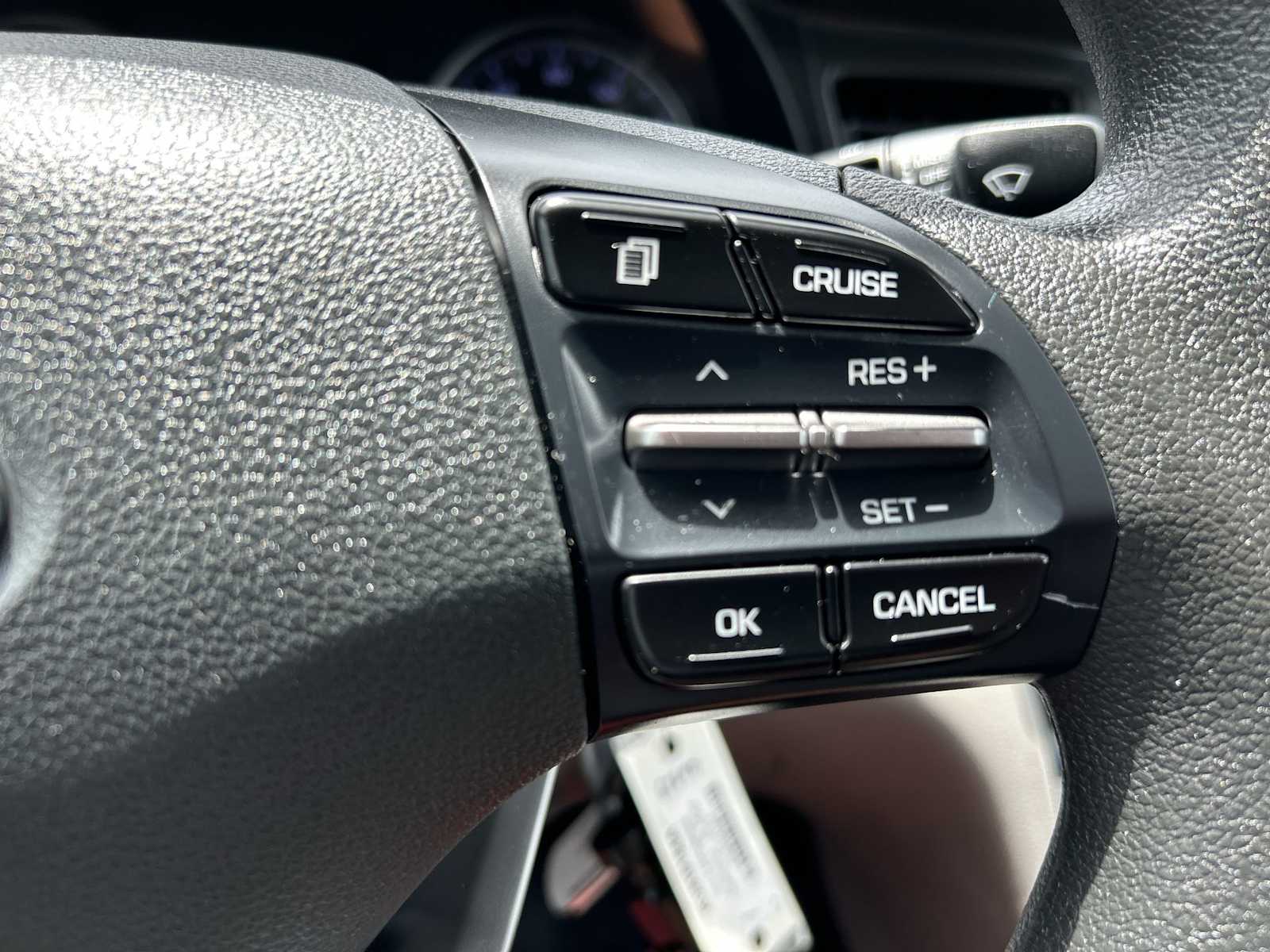 Thumbnail: 2019 Hyundai Elantra - 15